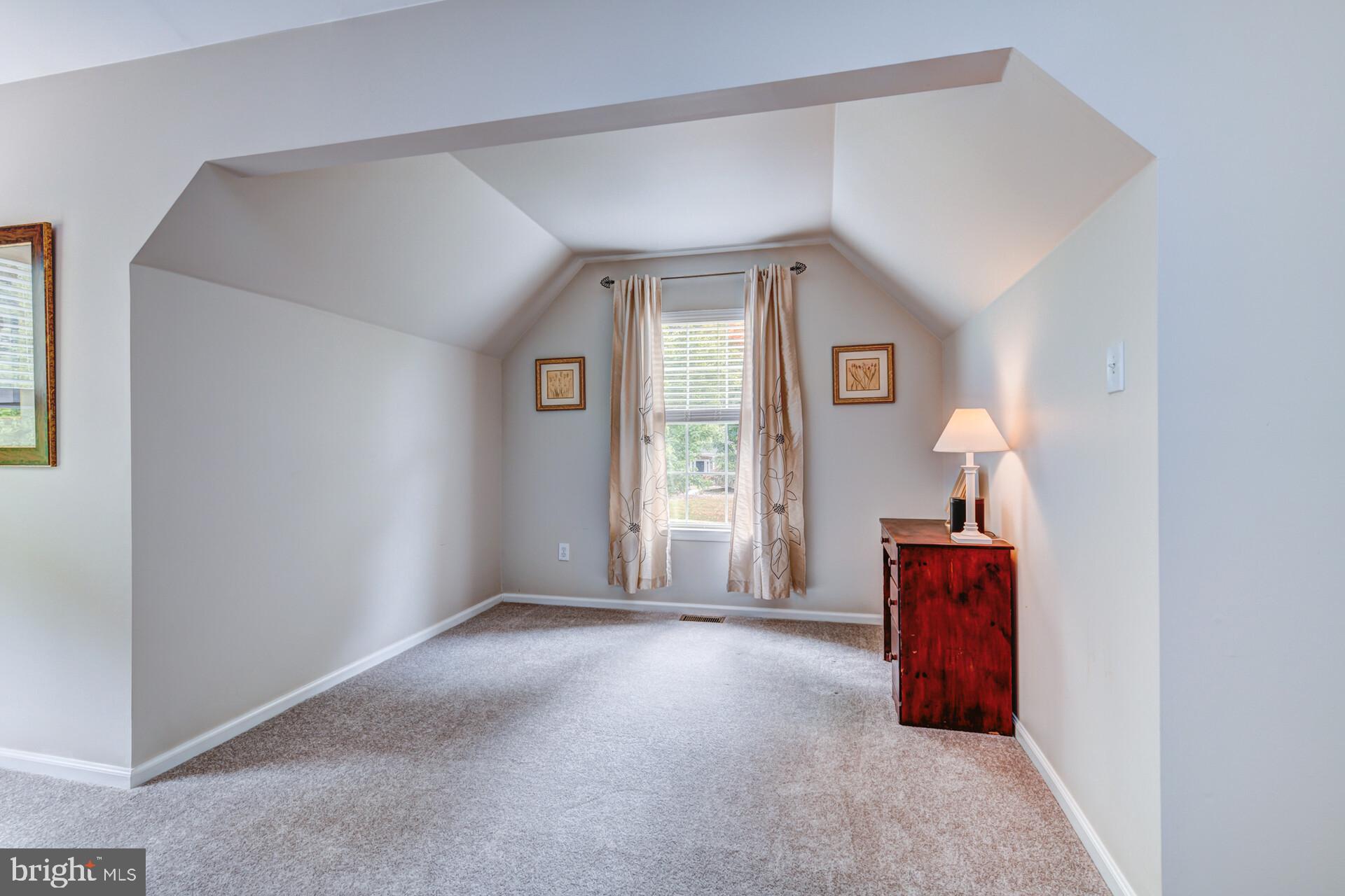 PEAKE FARM - Residential