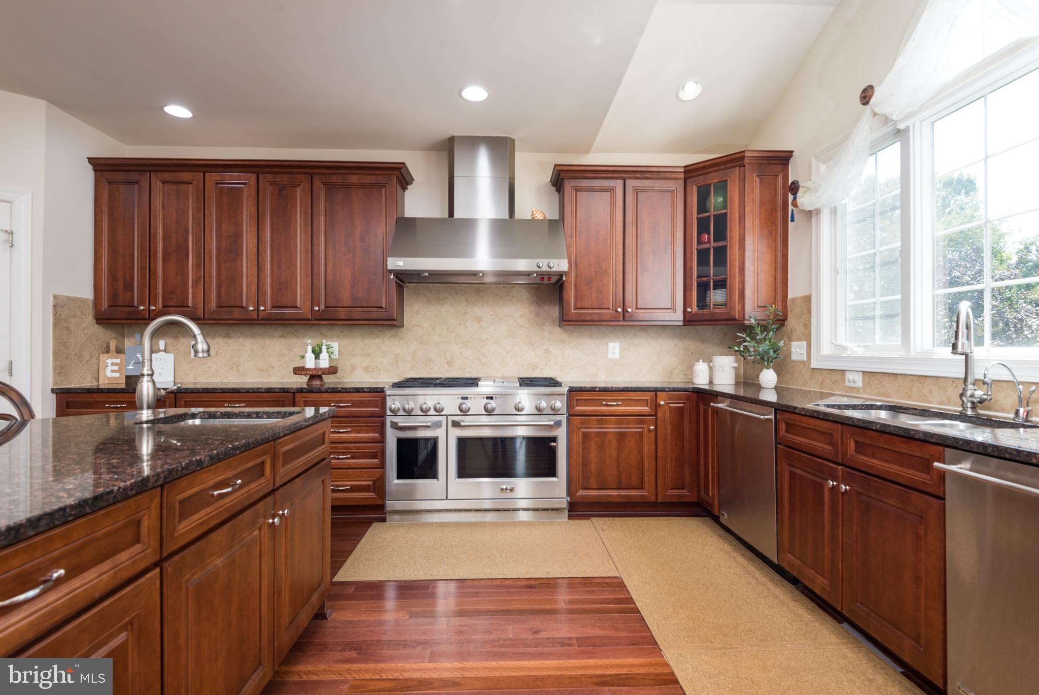 DOMINION VALLEY COUNTRY CLUB - Residential