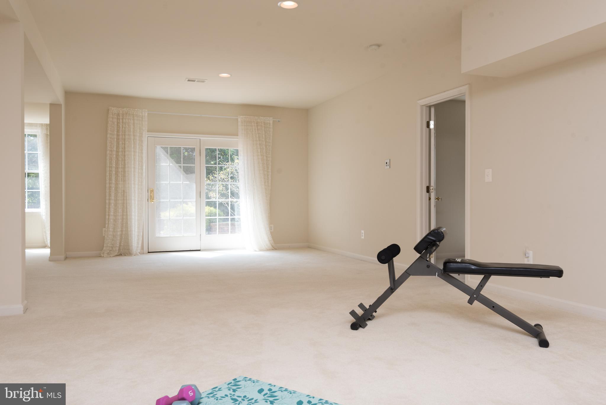 DOMINION VALLEY COUNTRY CLUB - Residential