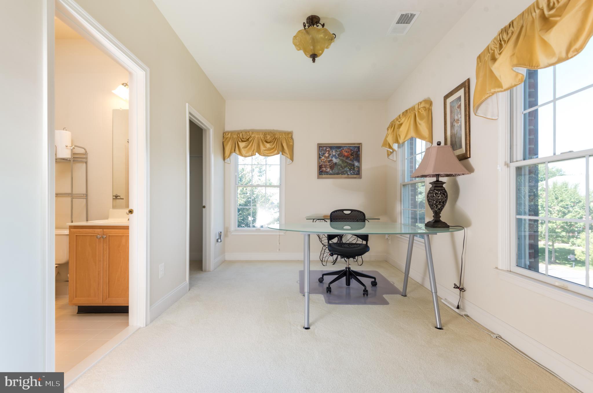 DOMINION VALLEY COUNTRY CLUB - Residential