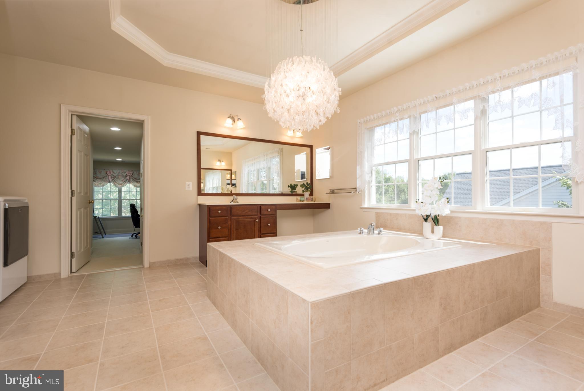 DOMINION VALLEY COUNTRY CLUB - Residential