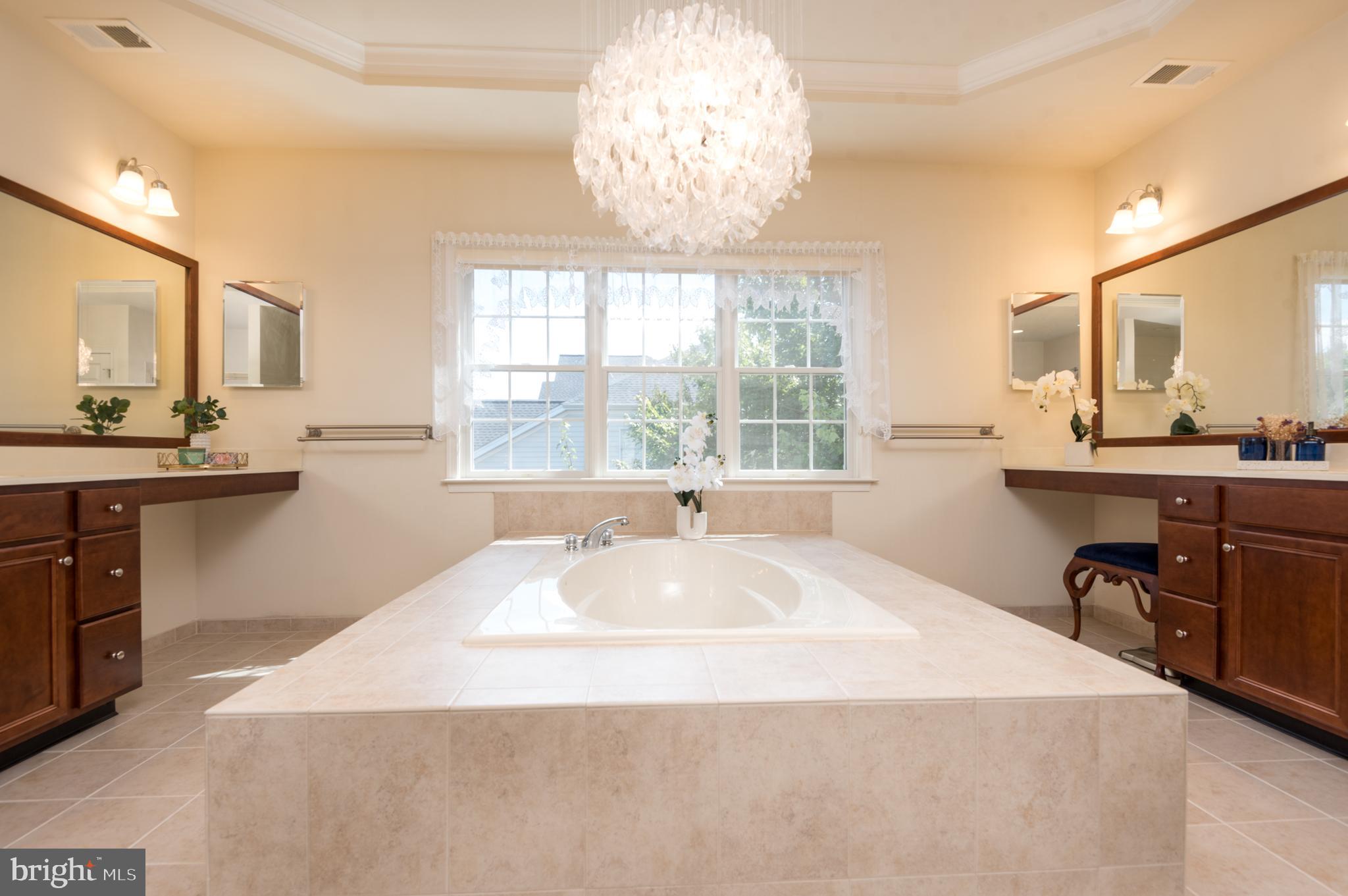 DOMINION VALLEY COUNTRY CLUB - Residential