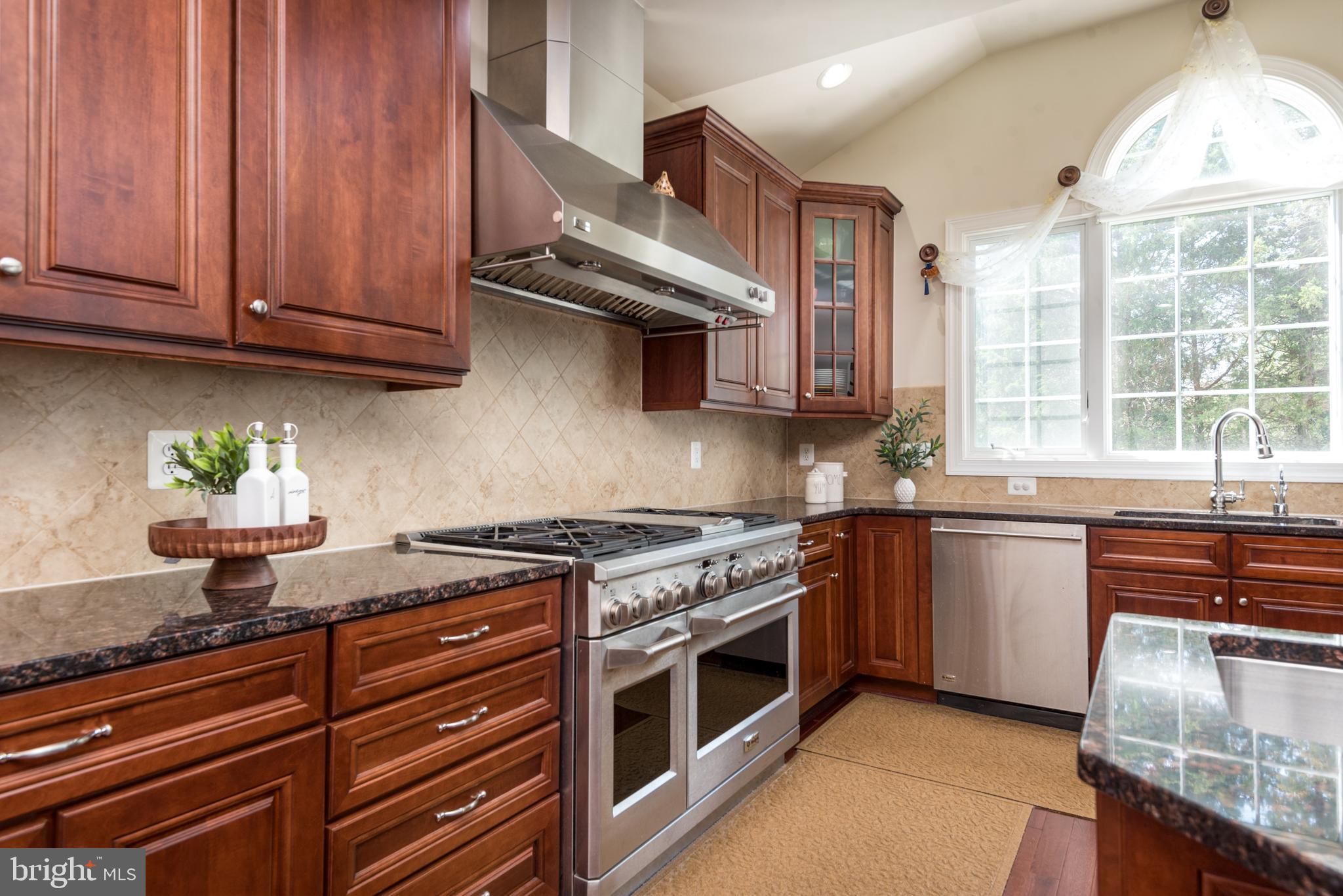 DOMINION VALLEY COUNTRY CLUB - Residential