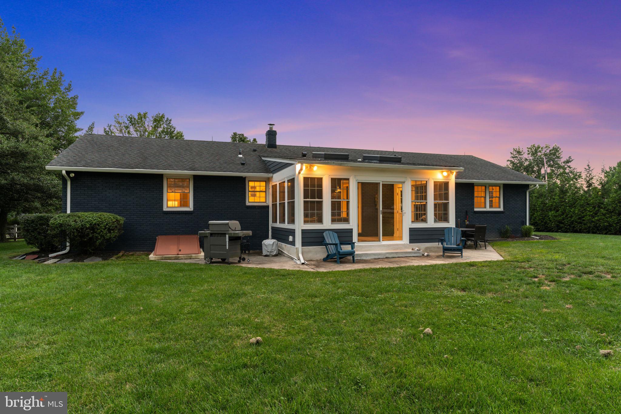 259 FROST LANE