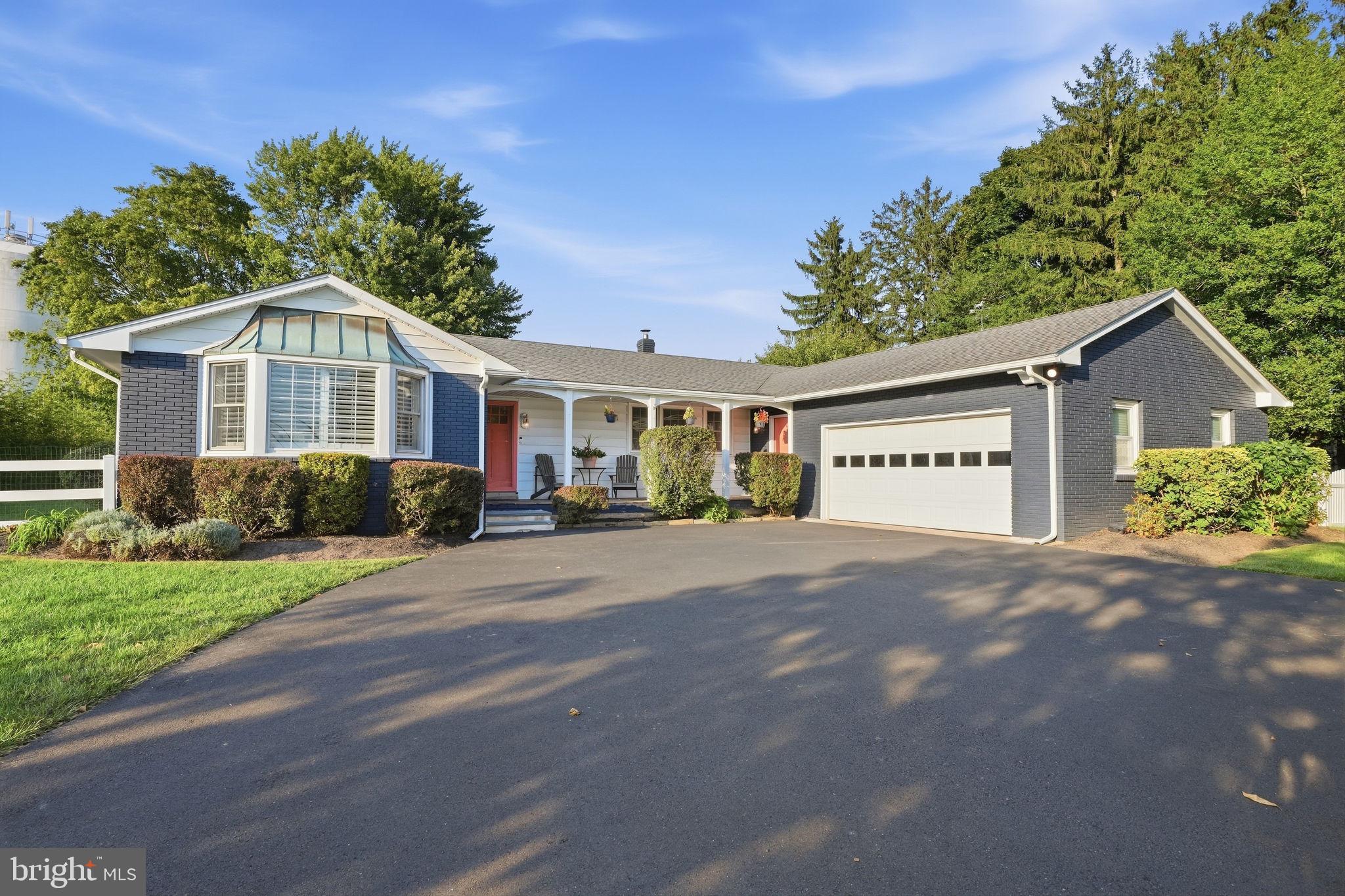 259 FROST LANE