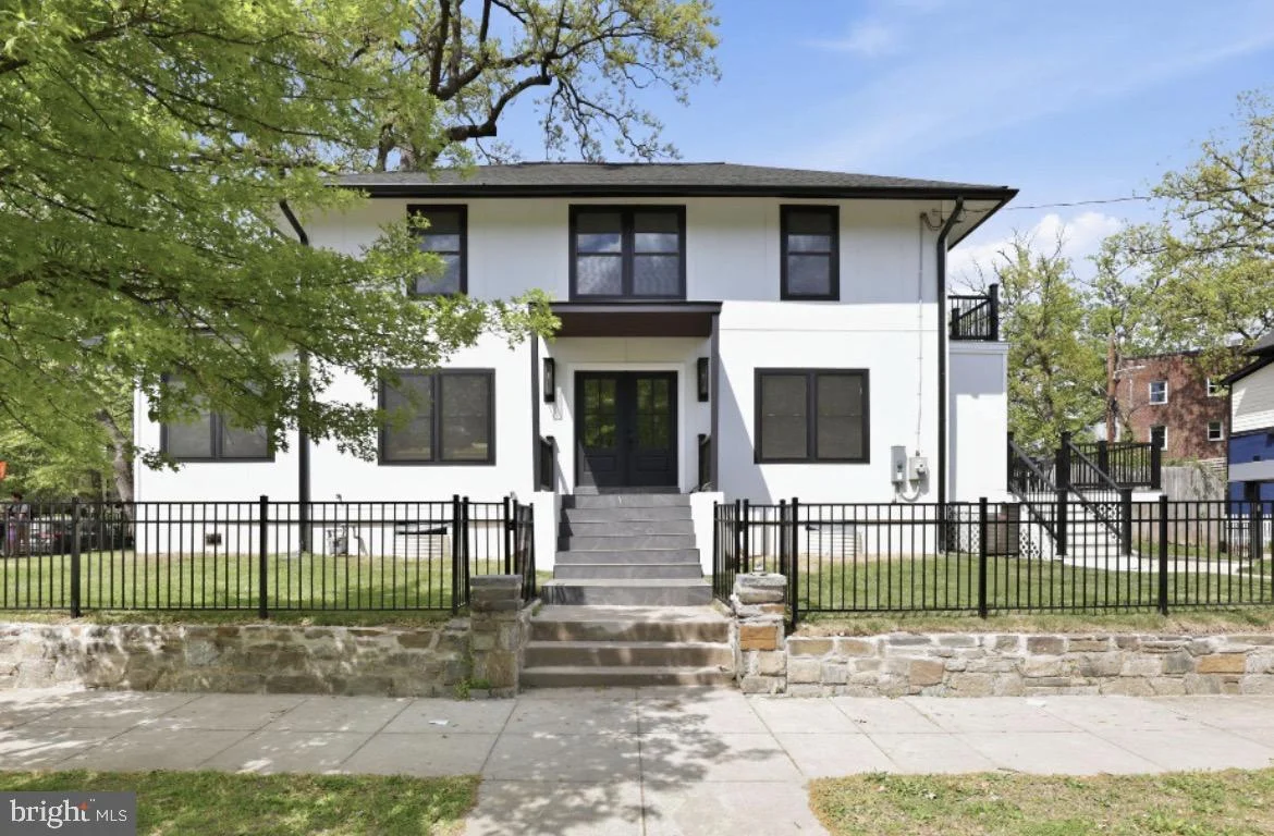 1355 Longfellow Street NW