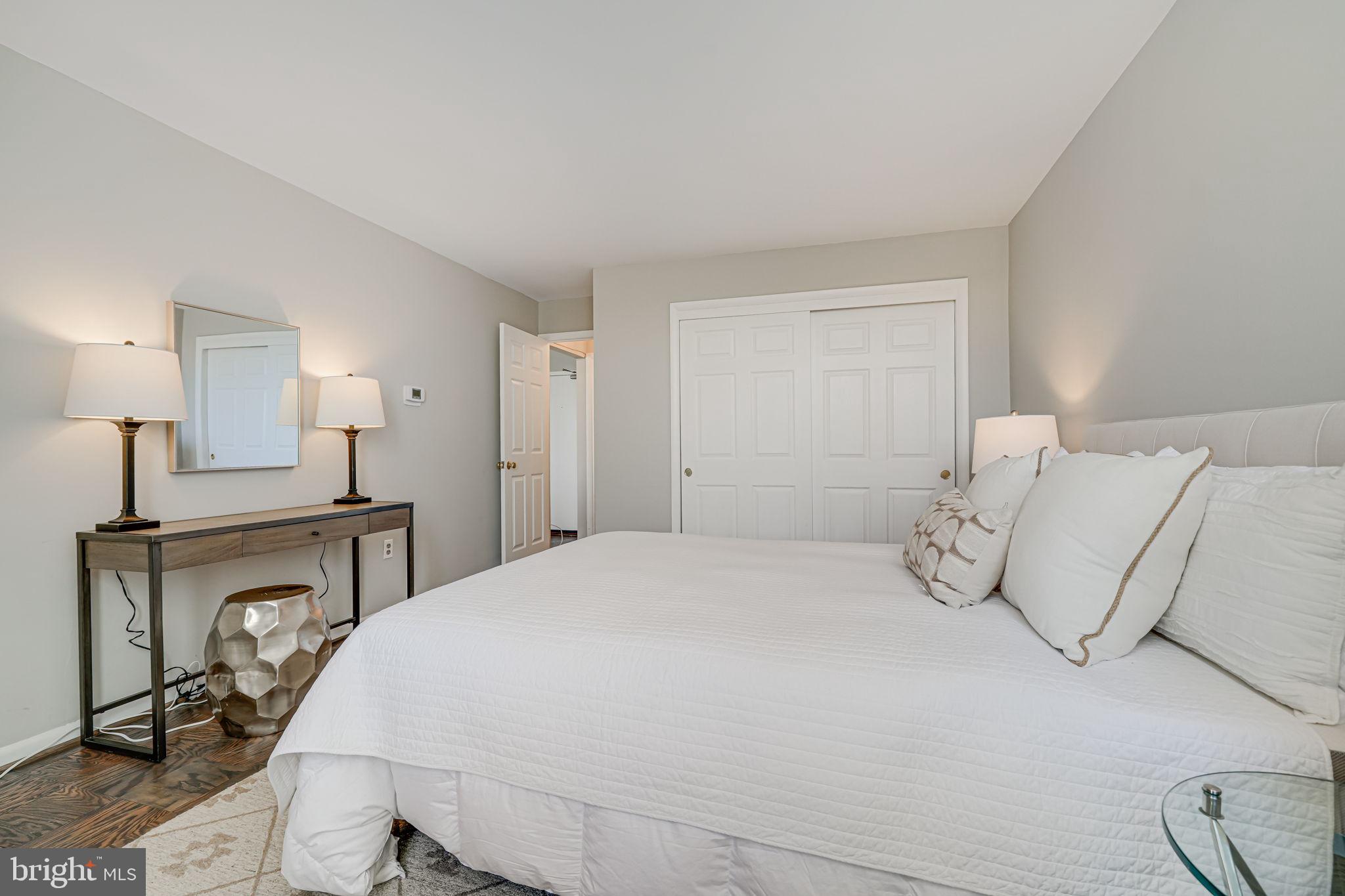 LORCOM HOUSE - Residential