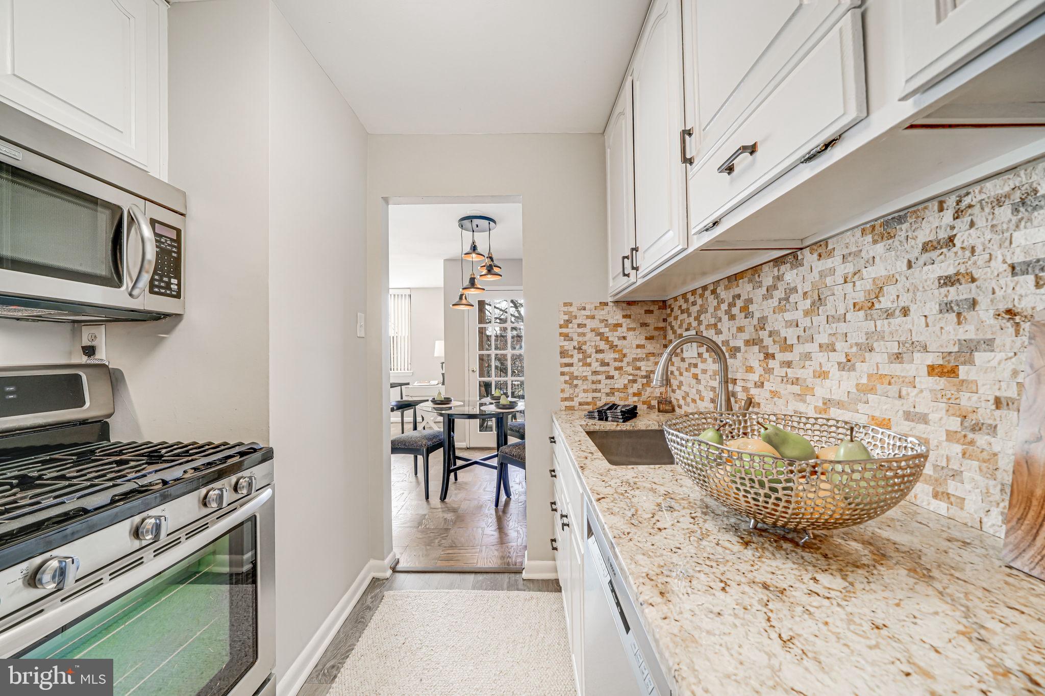 LORCOM HOUSE - Residential