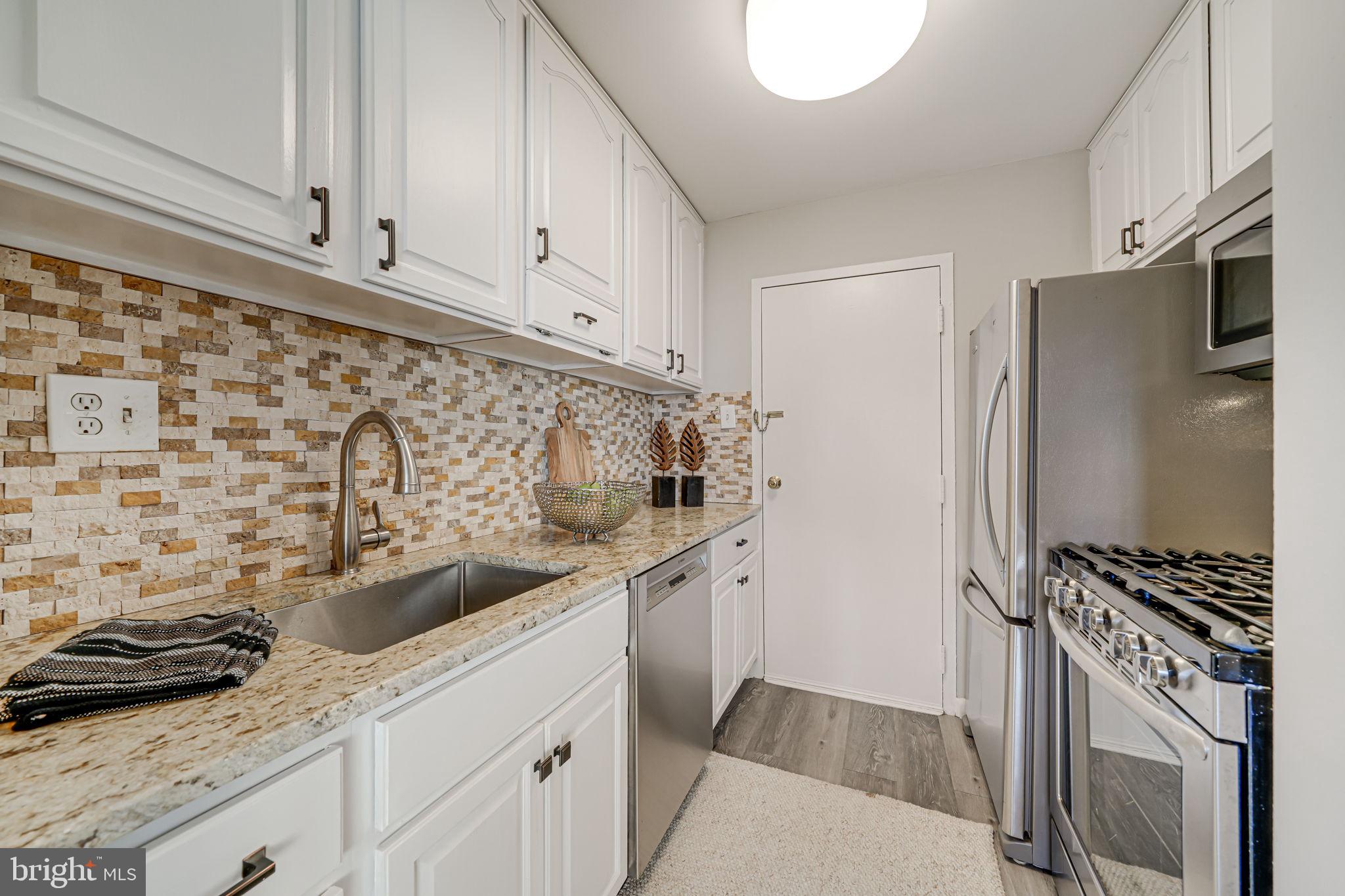 LORCOM HOUSE - Residential