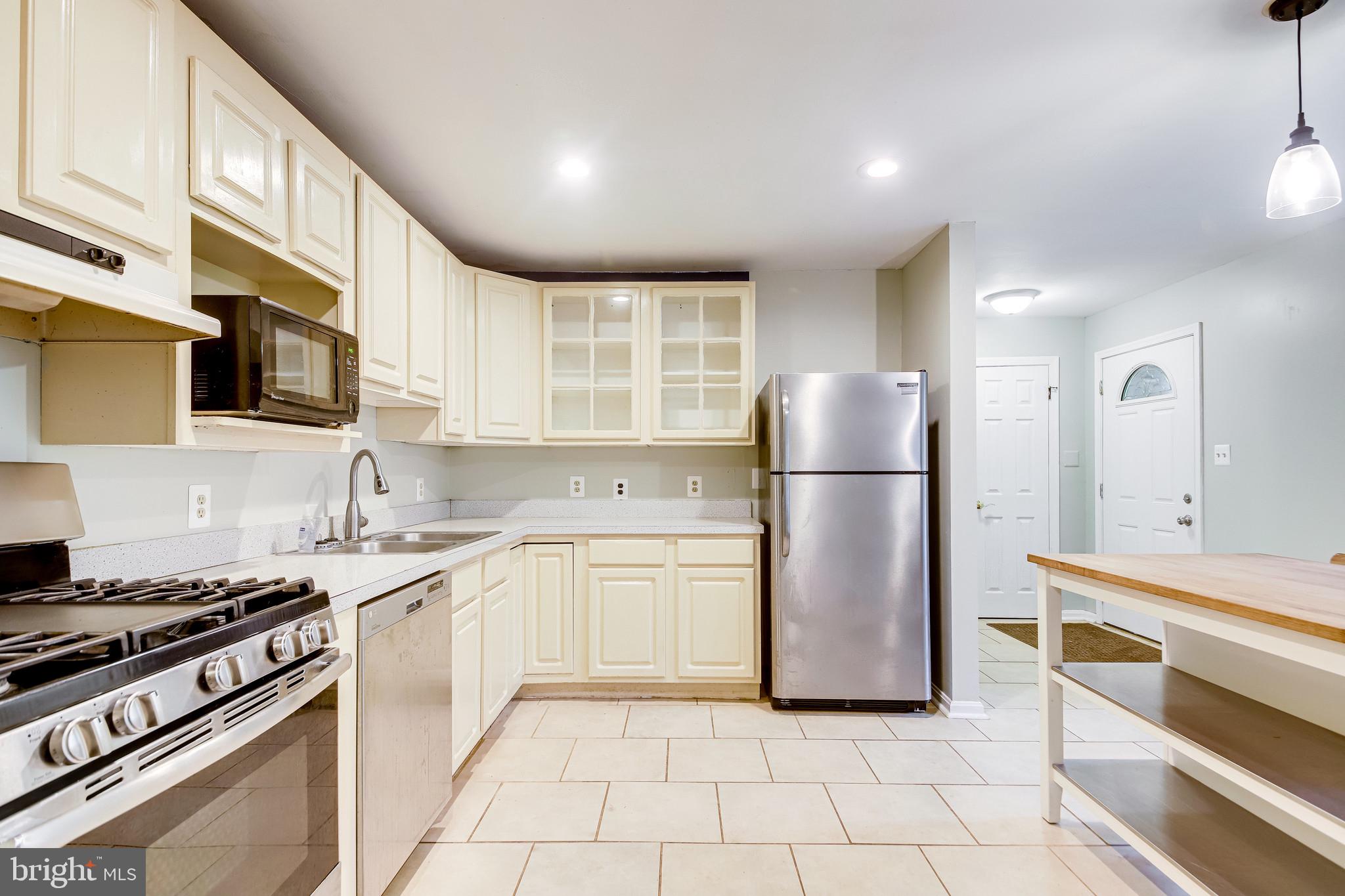 ROCK SPRINGS - Residential