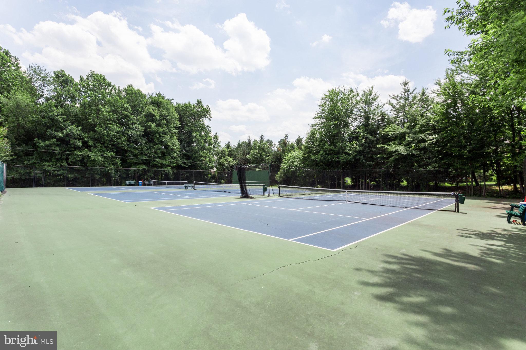 SUMMERWOOD - Residential