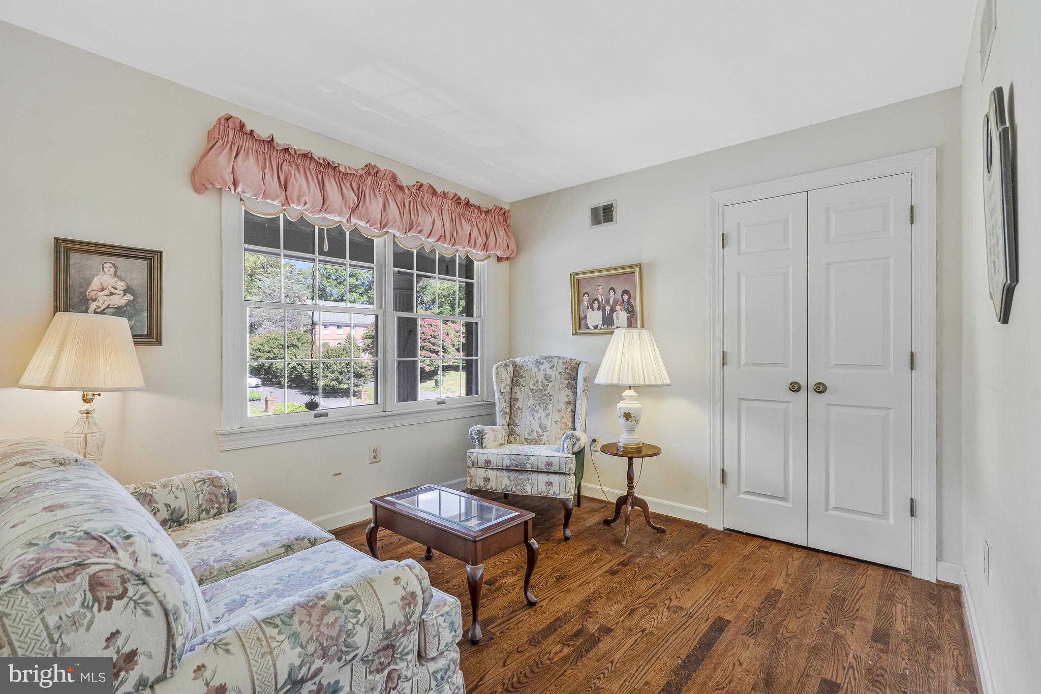 SUMMERWOOD - Residential