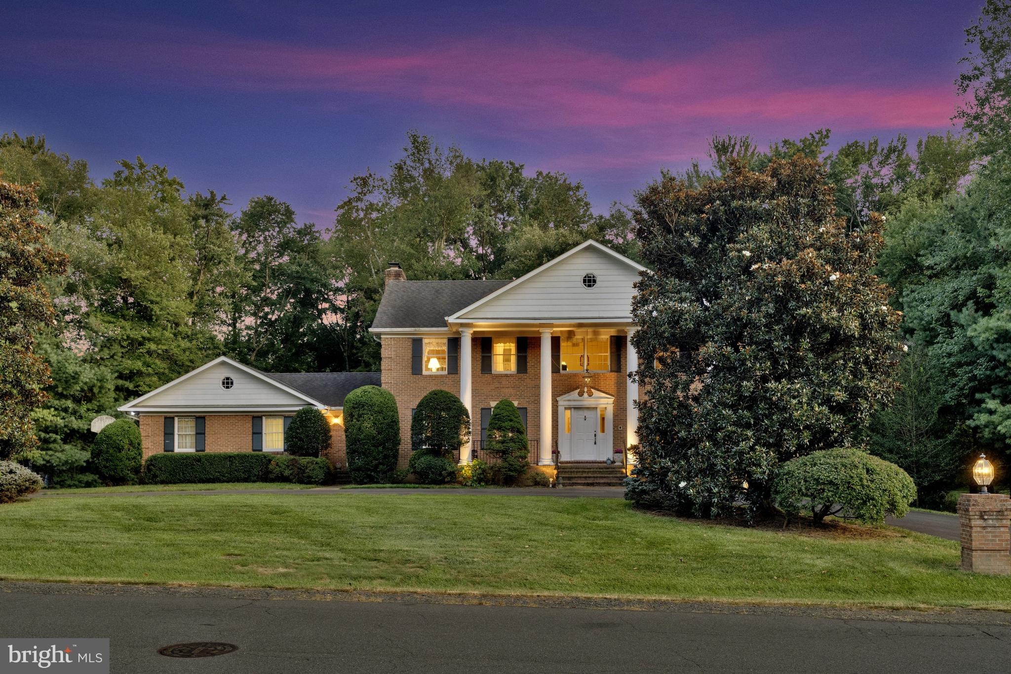 SUMMERWOOD - Residential