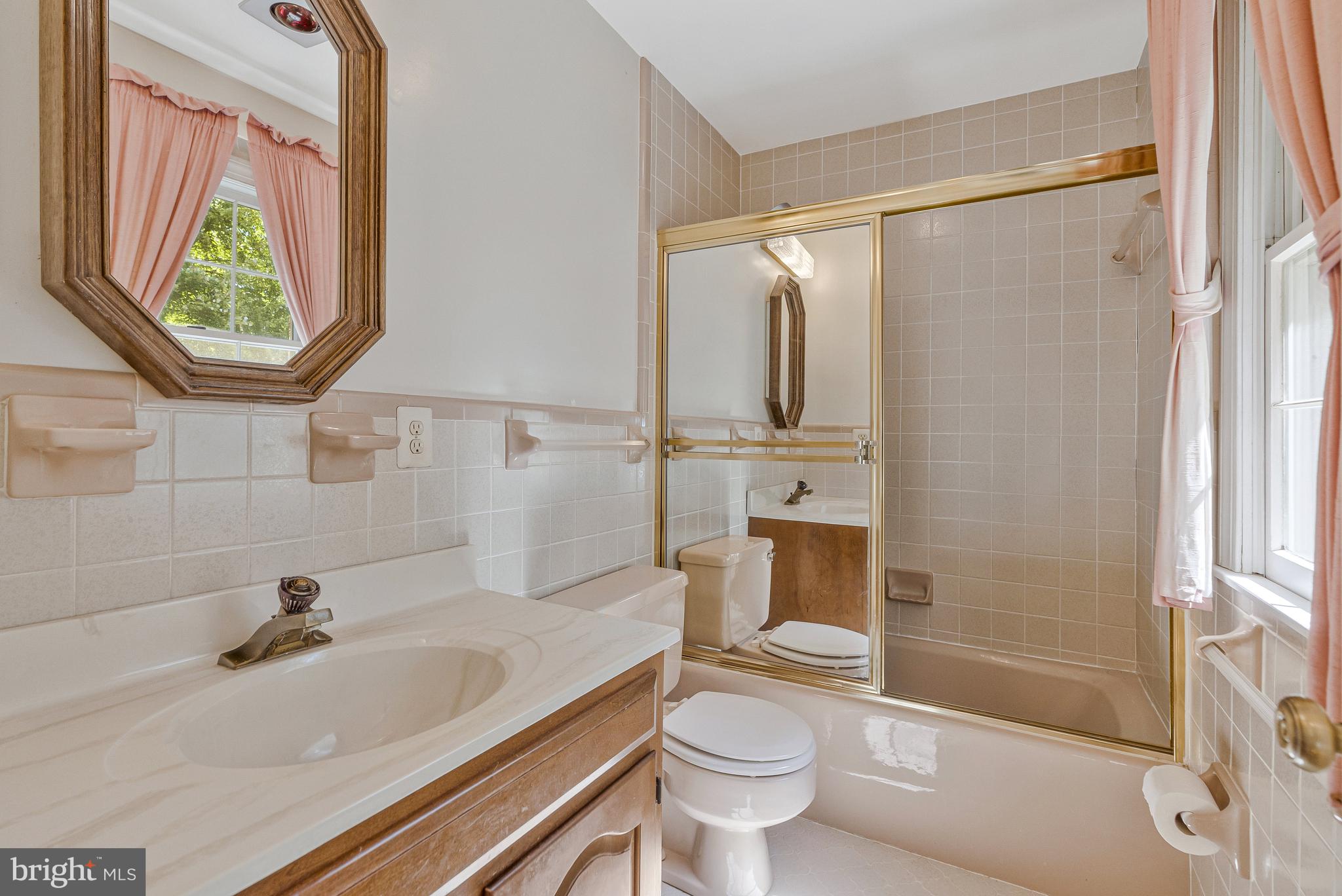 SUMMERWOOD - Residential