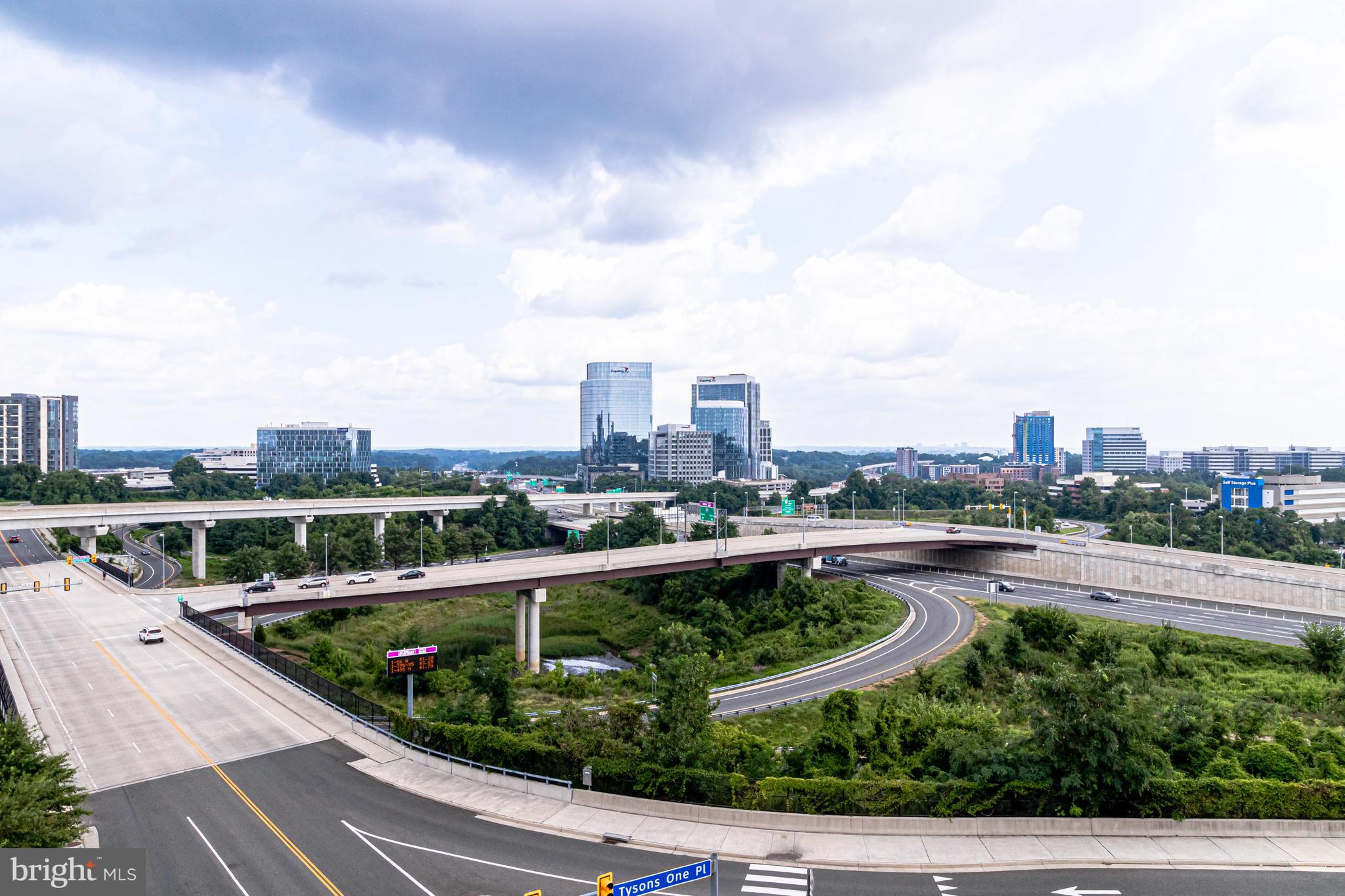 SUMMERWOOD - Residential