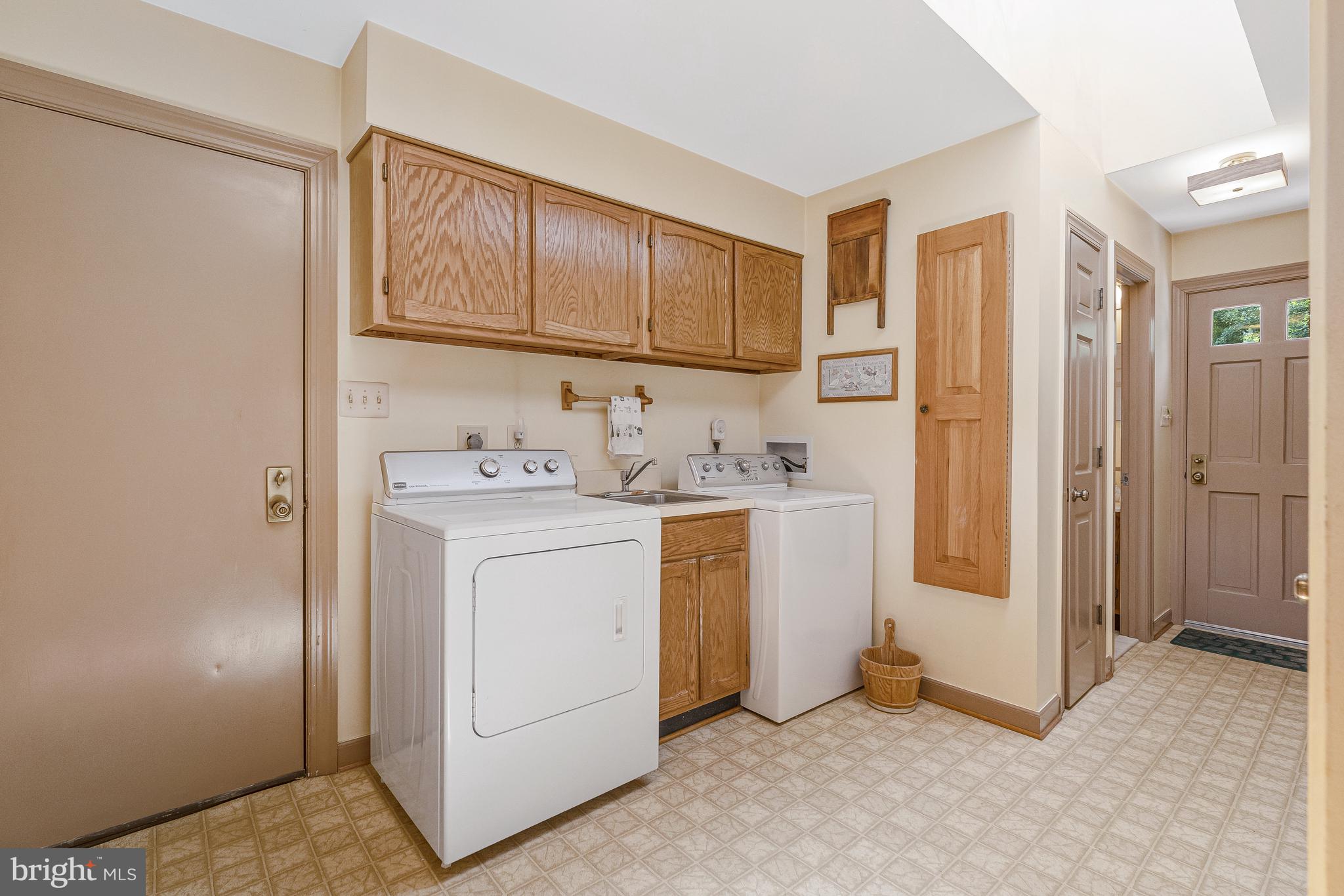 SUMMERWOOD - Residential