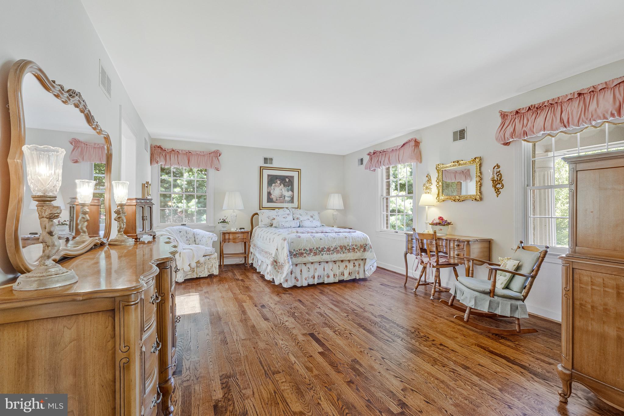 SUMMERWOOD - Residential