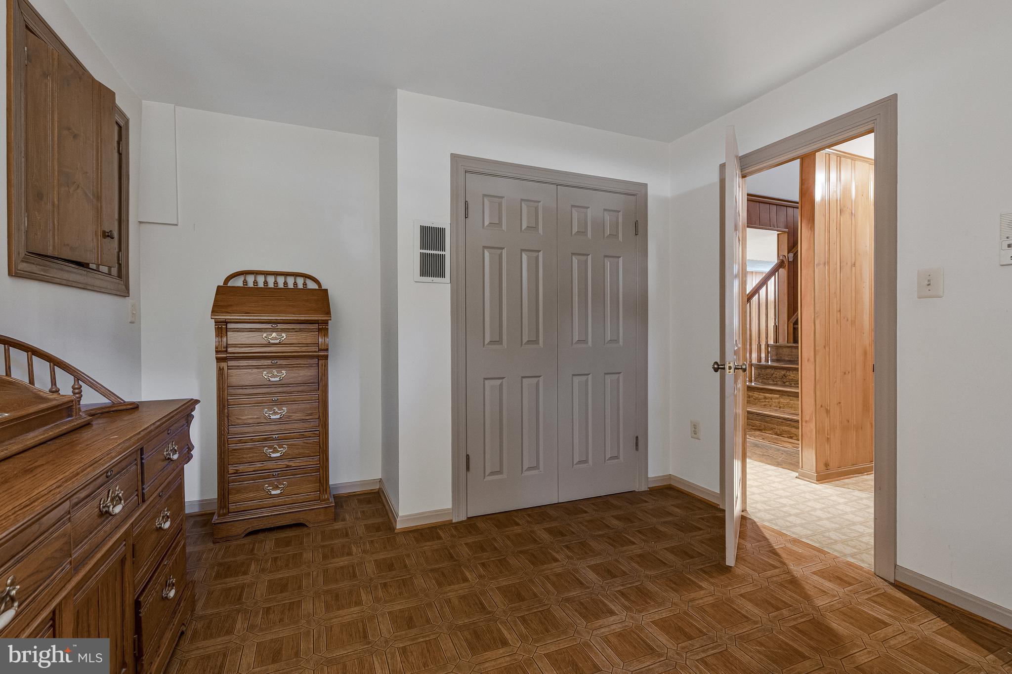 SUMMERWOOD - Residential