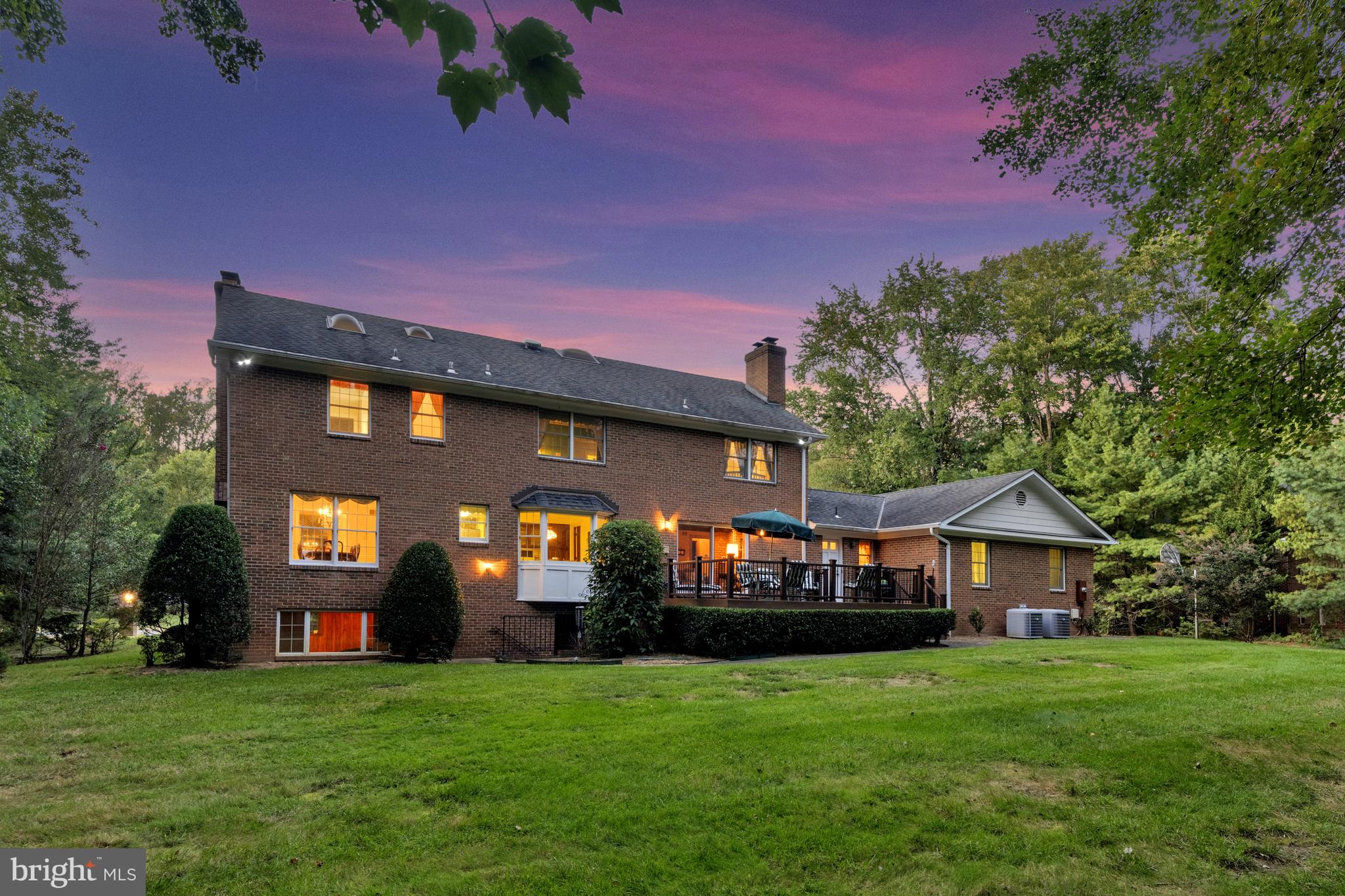 SUMMERWOOD - Residential