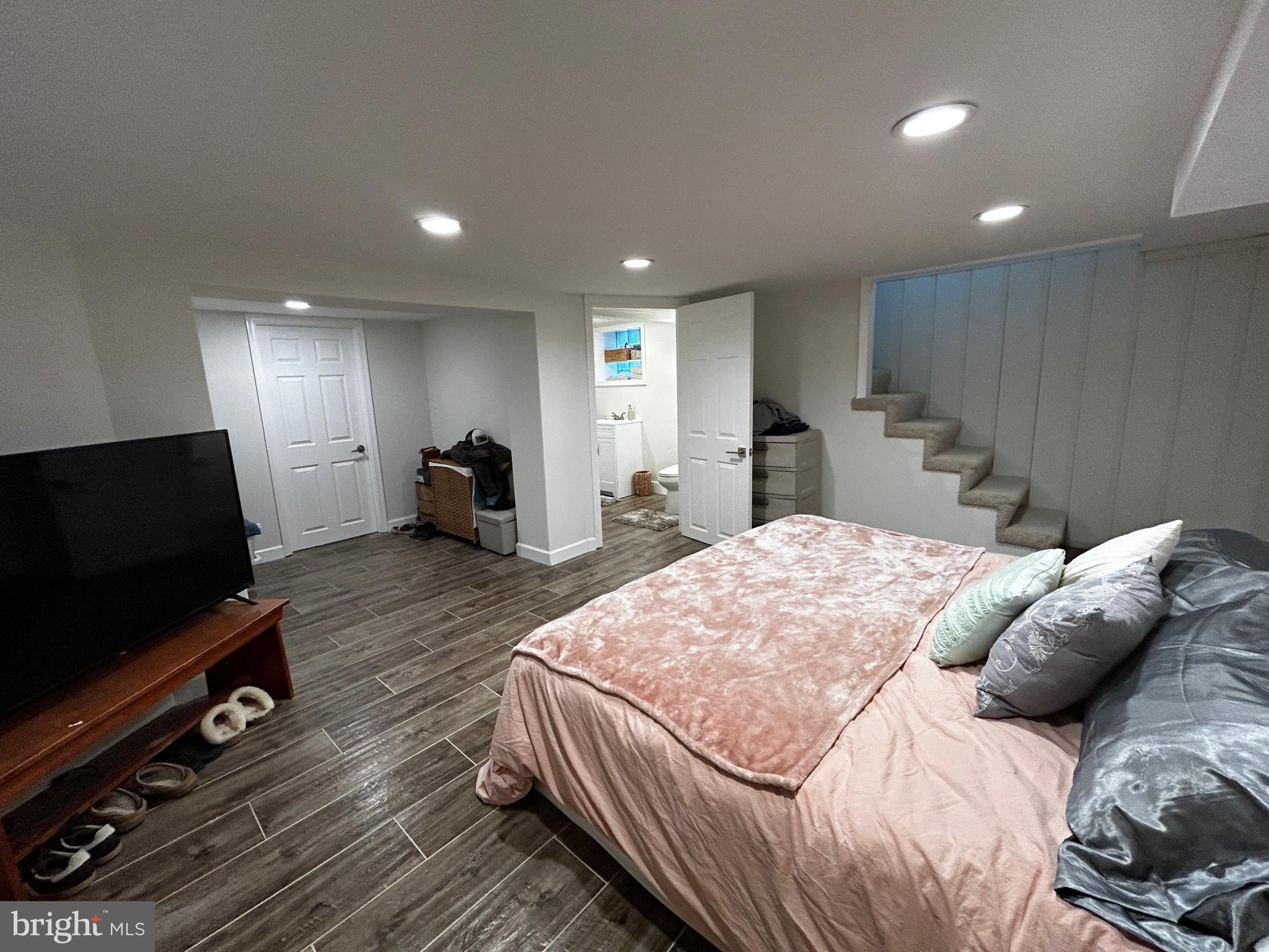 LAVENDER HILL - Residential