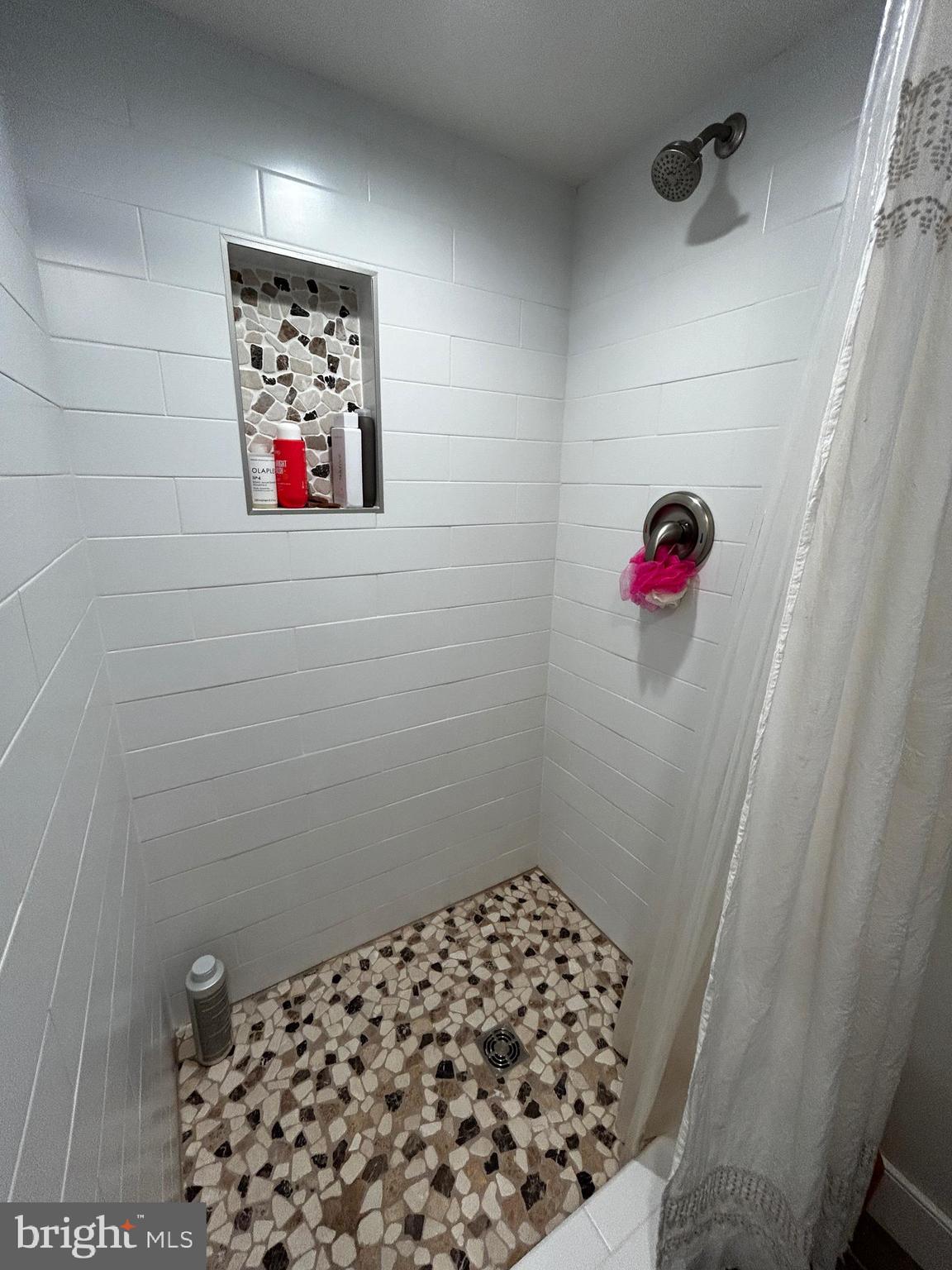 LAVENDER HILL - Residential