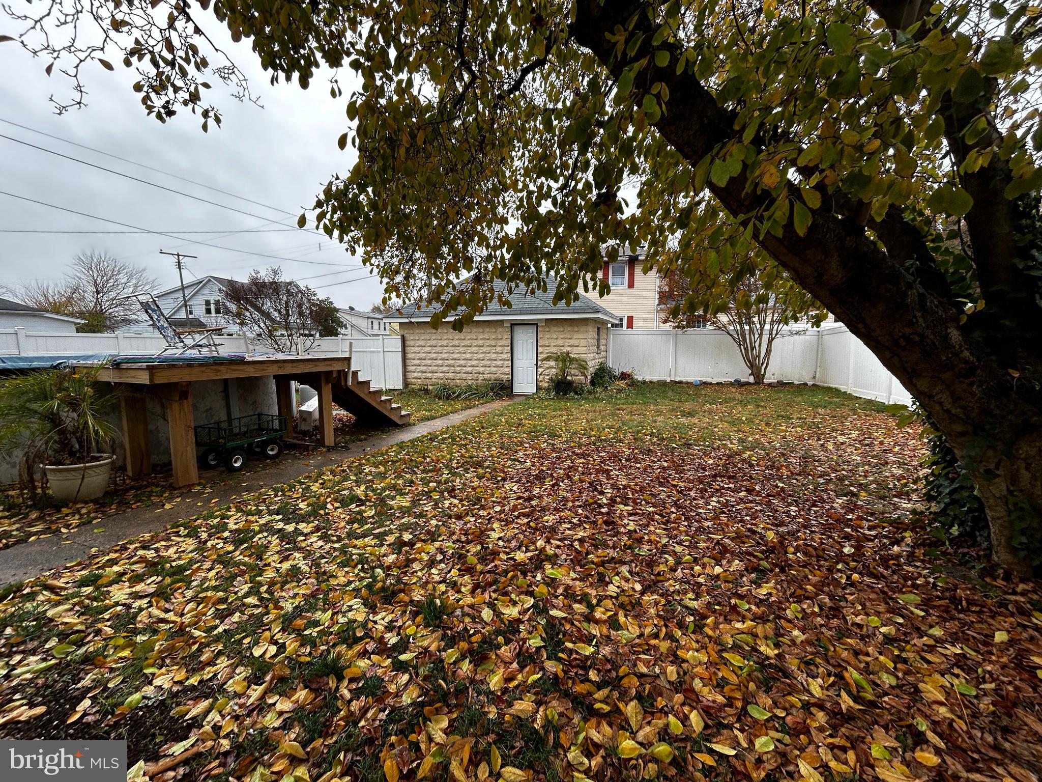 LAVENDER HILL - Residential