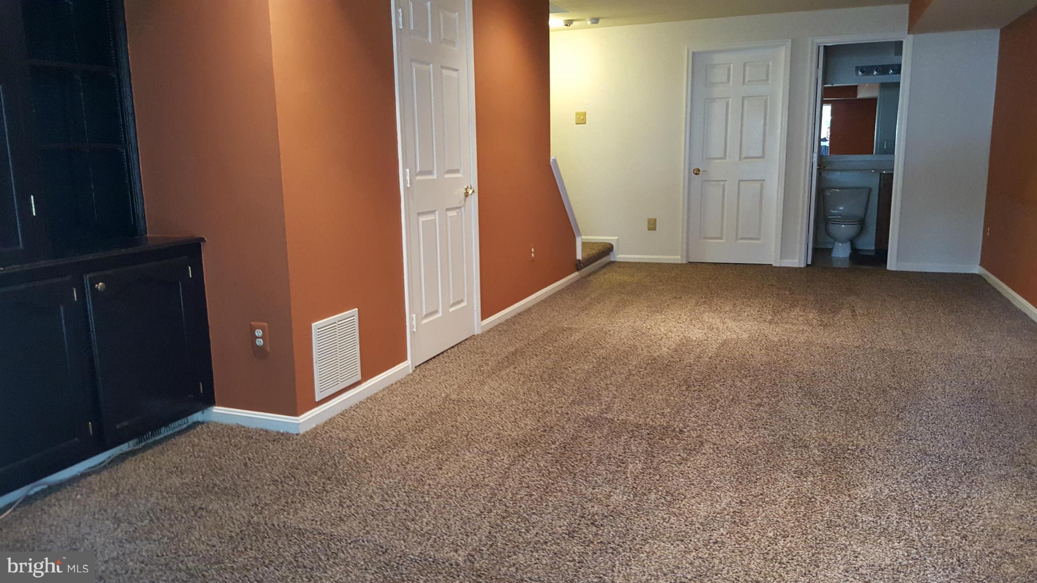 NORTH HART RUN - Residential Lease