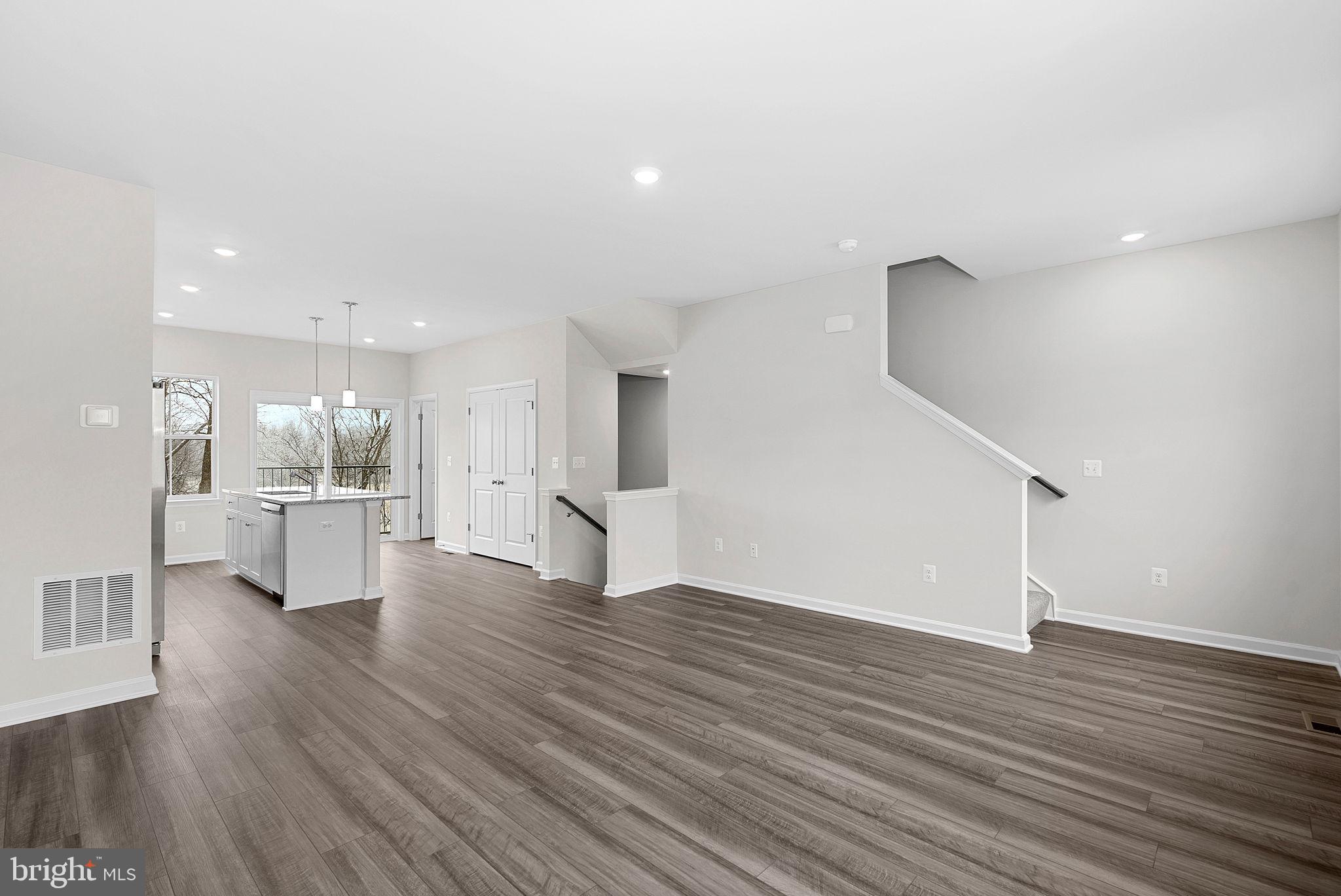 WILLOW GLEN - Residential Lease