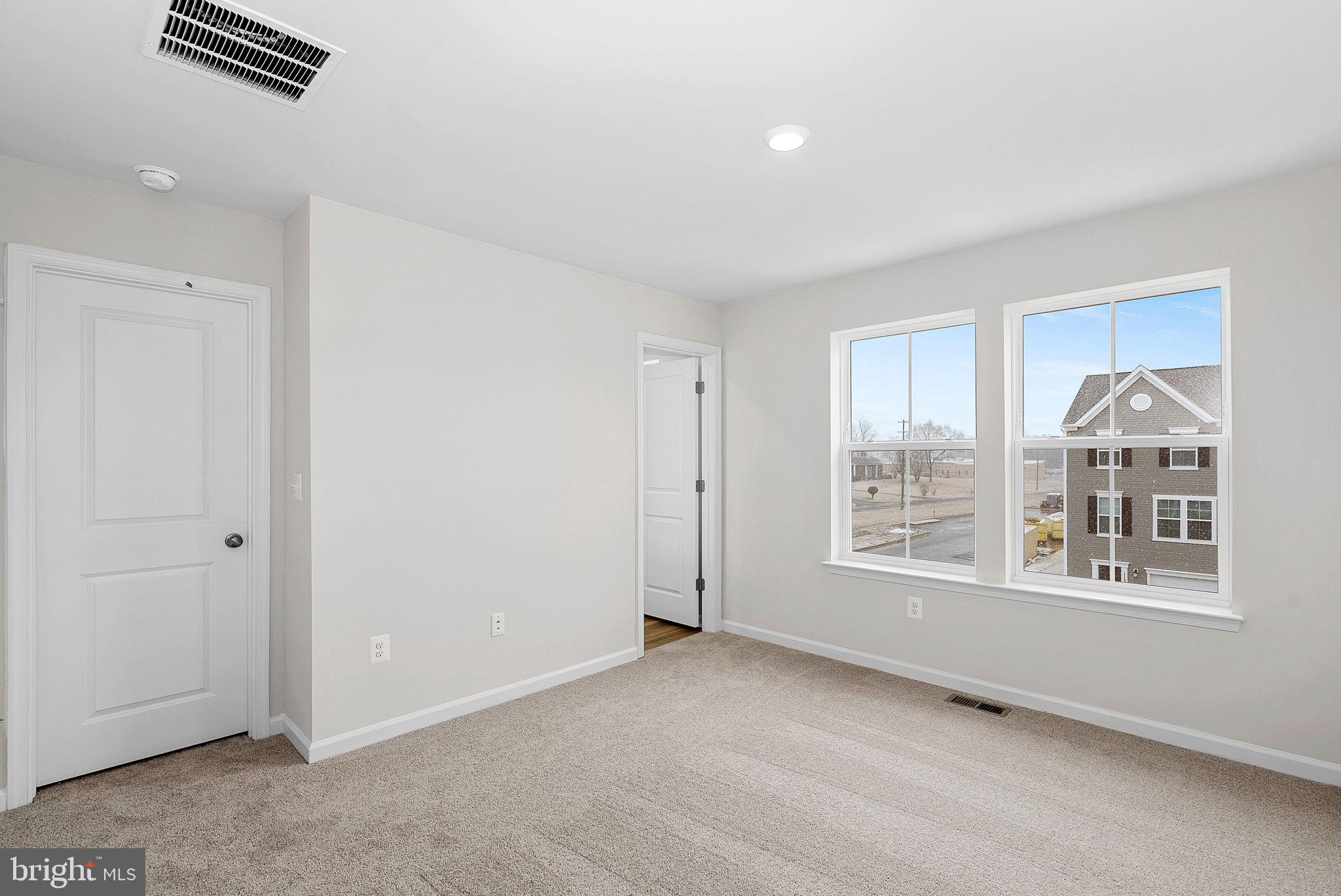 WILLOW GLEN - Residential Lease