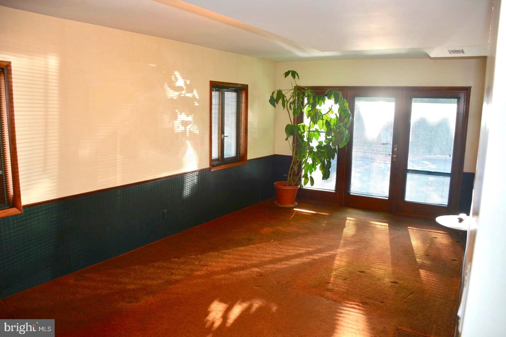 ARUNDEL - Residential