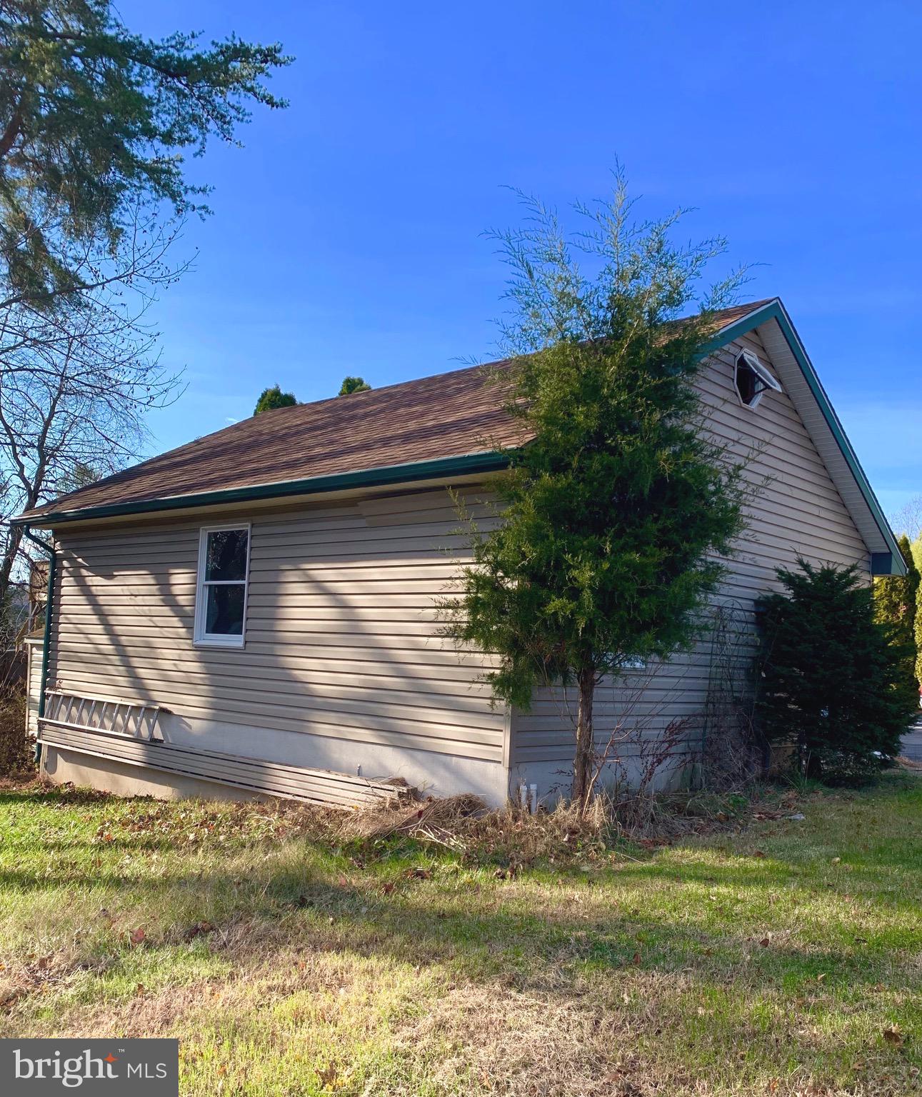 ARUNDEL - Residential