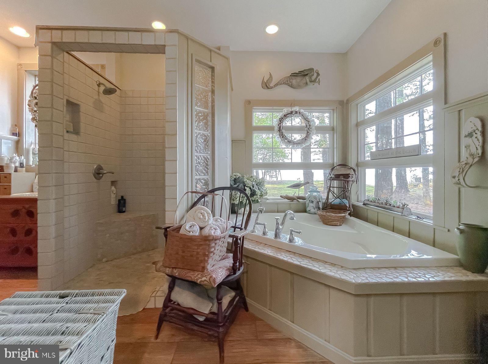 ST GEORGES ISLAND - Residential