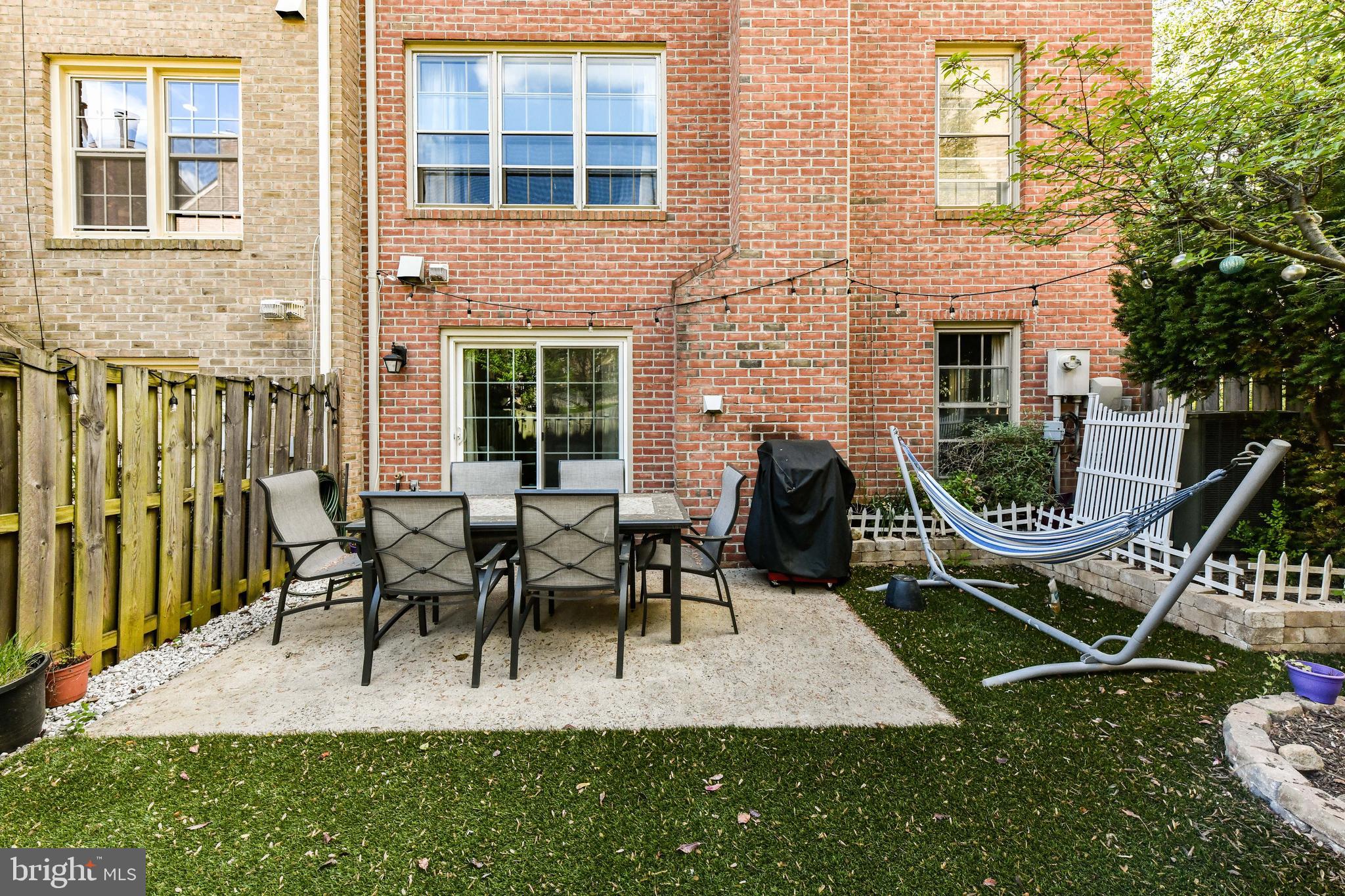 DOMINION - Residential Lease