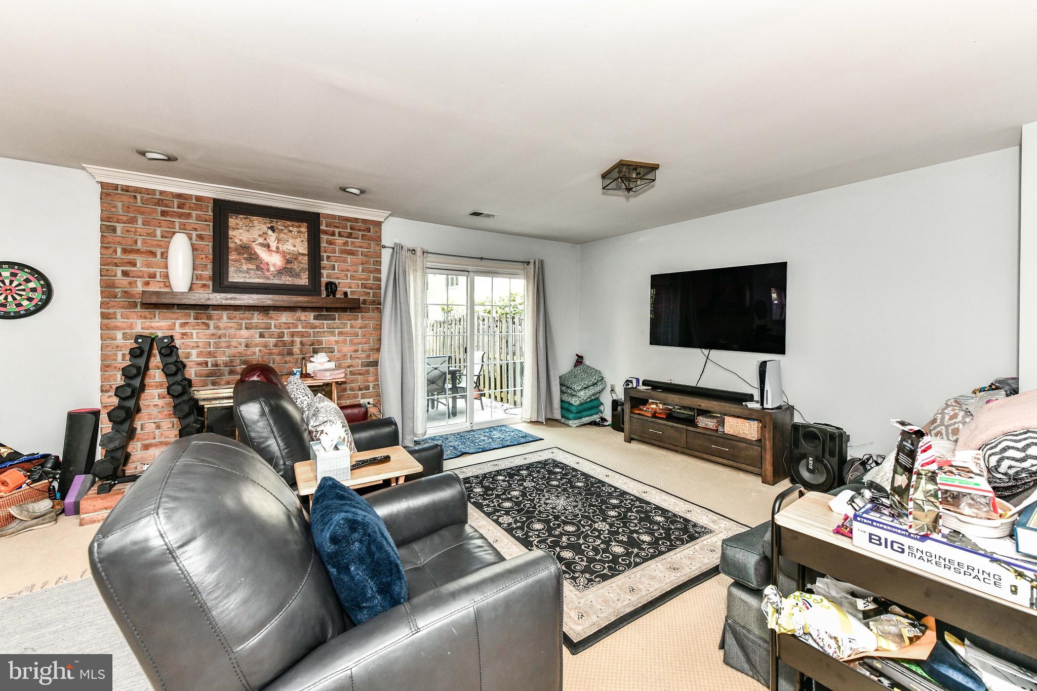 DOMINION - Residential Lease