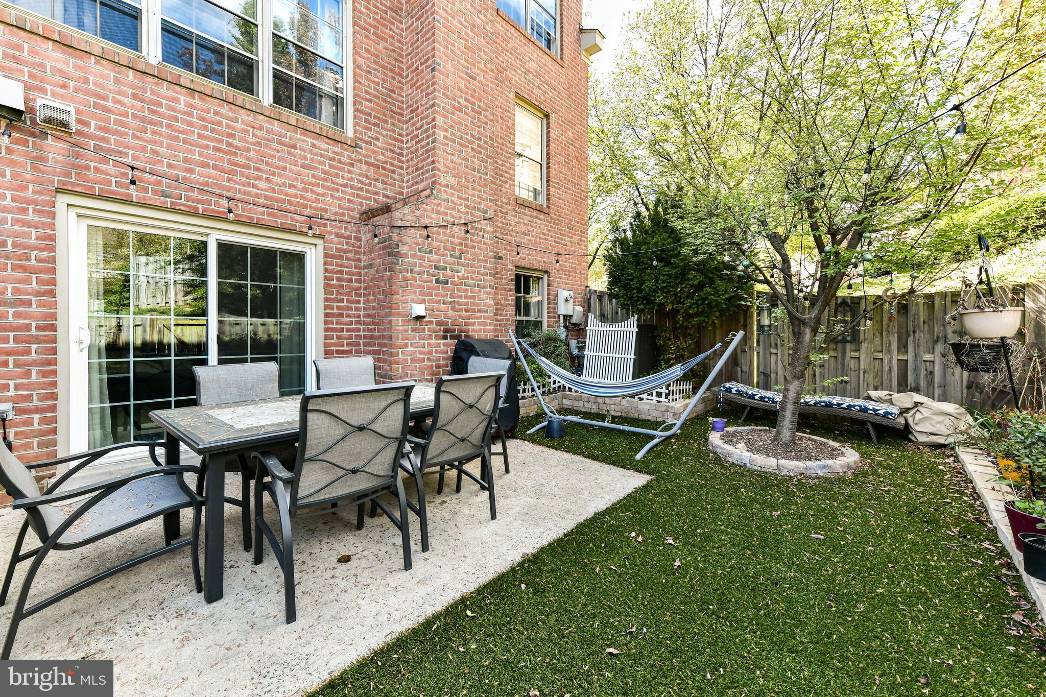 DOMINION - Residential Lease