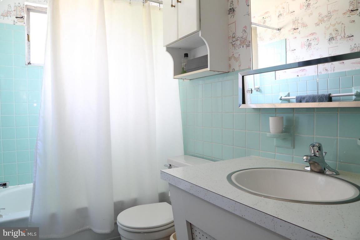 LANCASTER - Residential