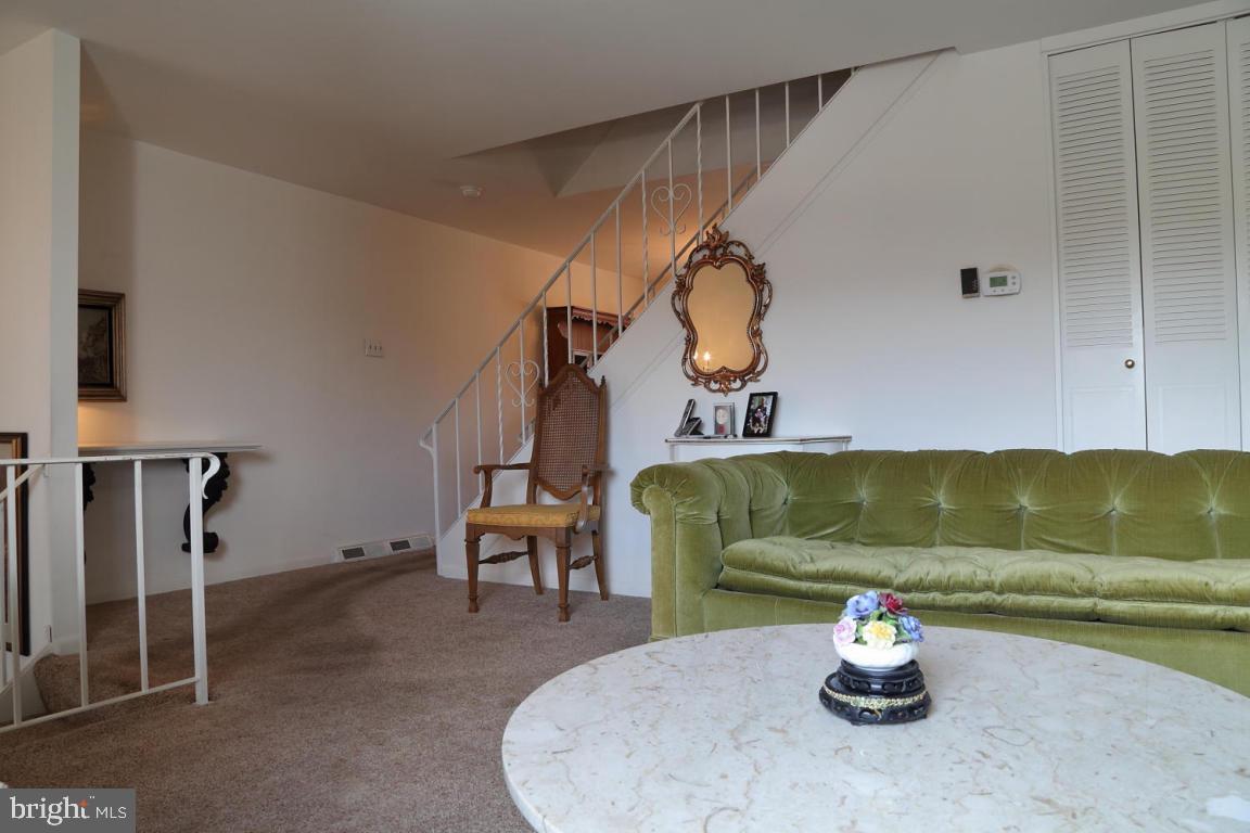 LANCASTER - Residential