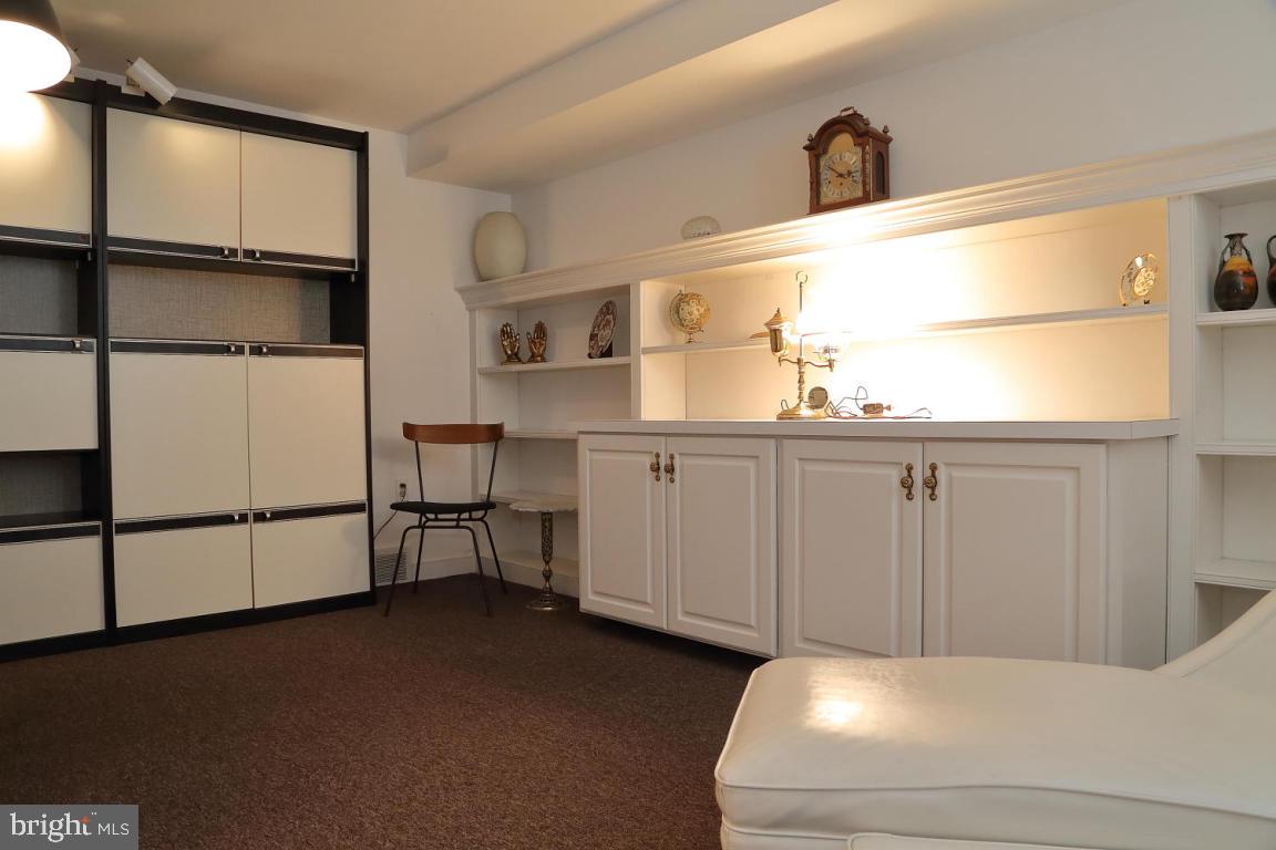 LANCASTER - Residential