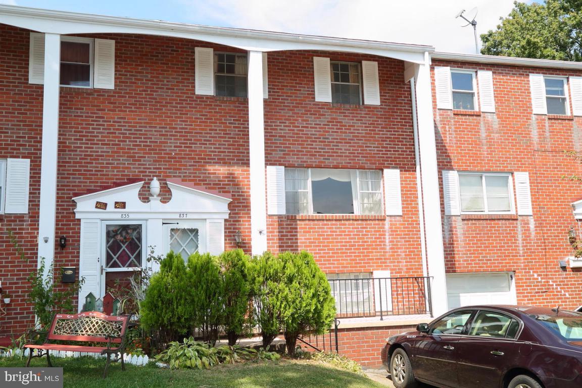 LANCASTER - Residential