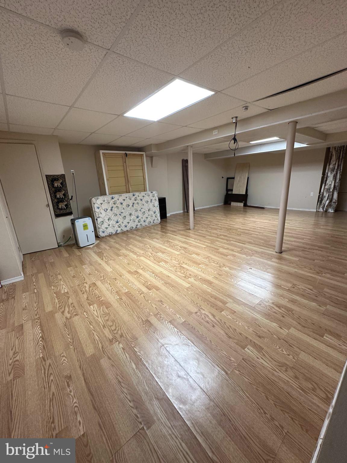 YORKSHIRE COMMONS - Residential Lease