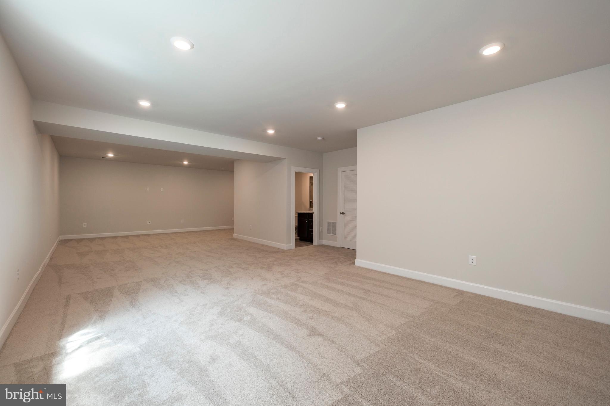 MALVERN CROSSING - Residential