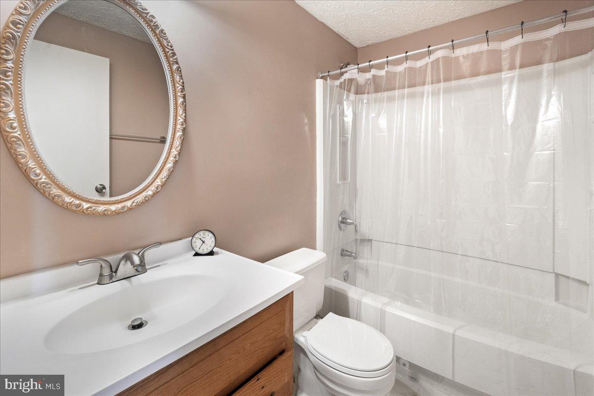 FARMBROOK - Residential