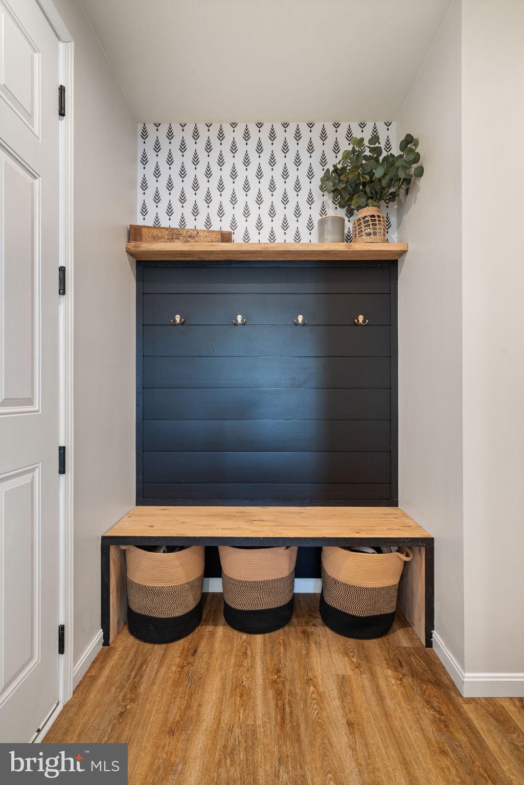 NEW POST ON THE RAPPAHANNOCK - Residential