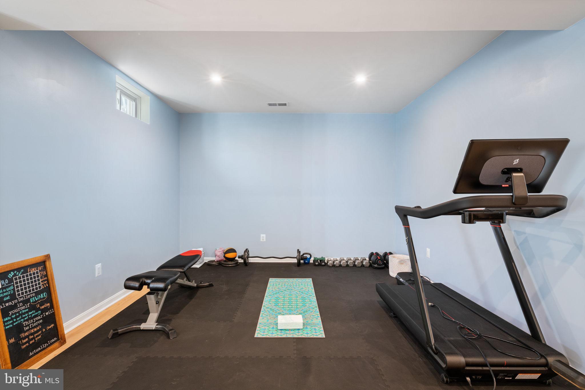 NEW POST ON THE RAPPAHANNOCK - Residential