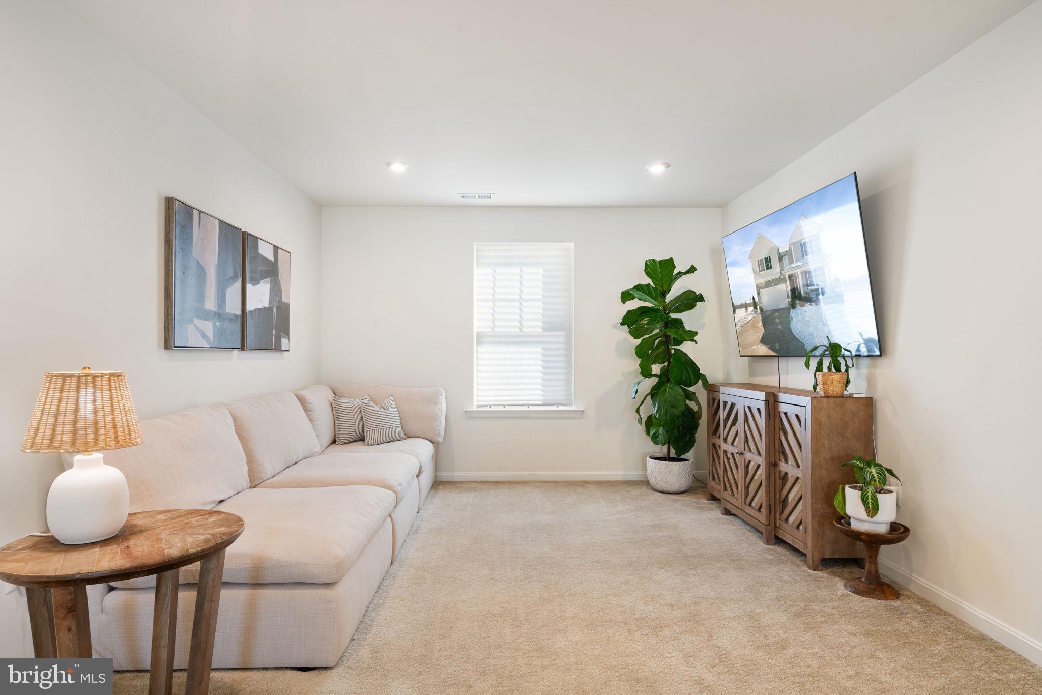 NEW POST ON THE RAPPAHANNOCK - Residential