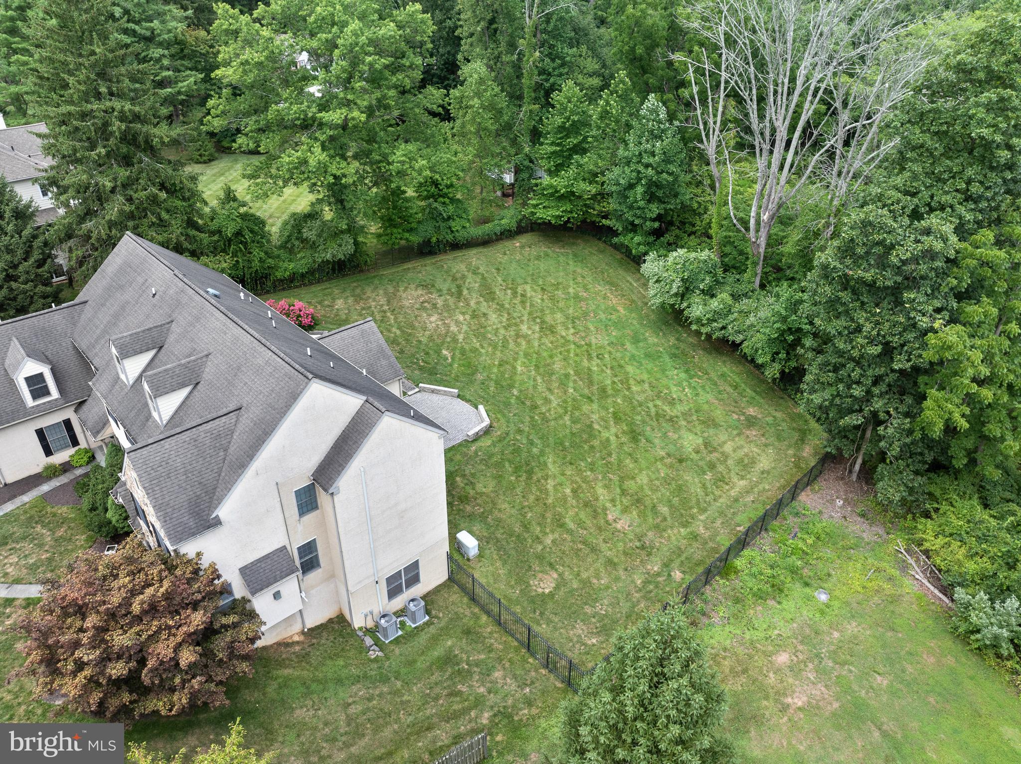 LEOPARD LAKES - Residential