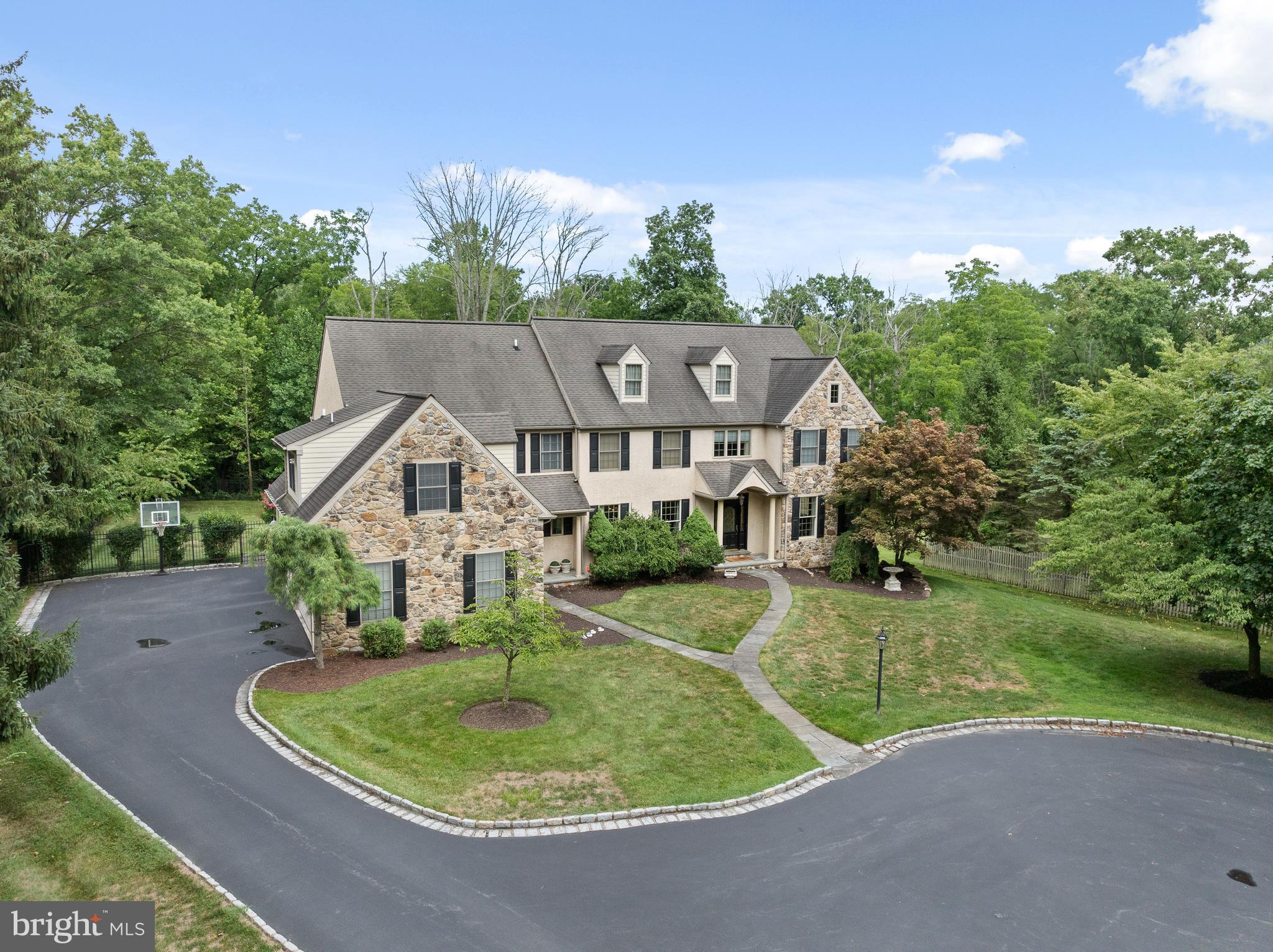 LEOPARD LAKES - Residential