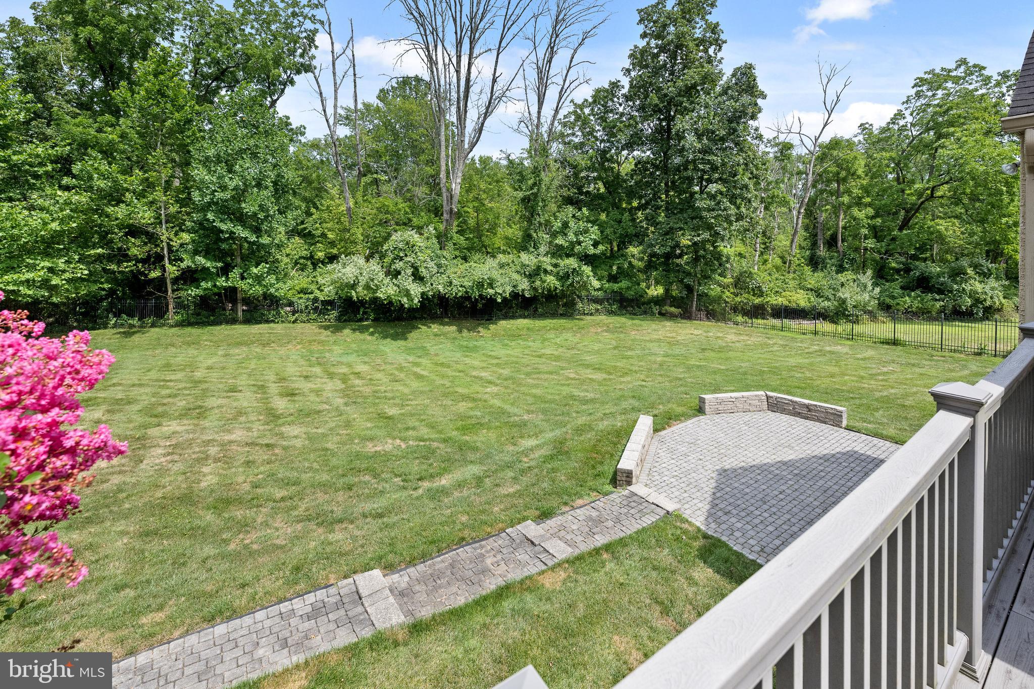 LEOPARD LAKES - Residential