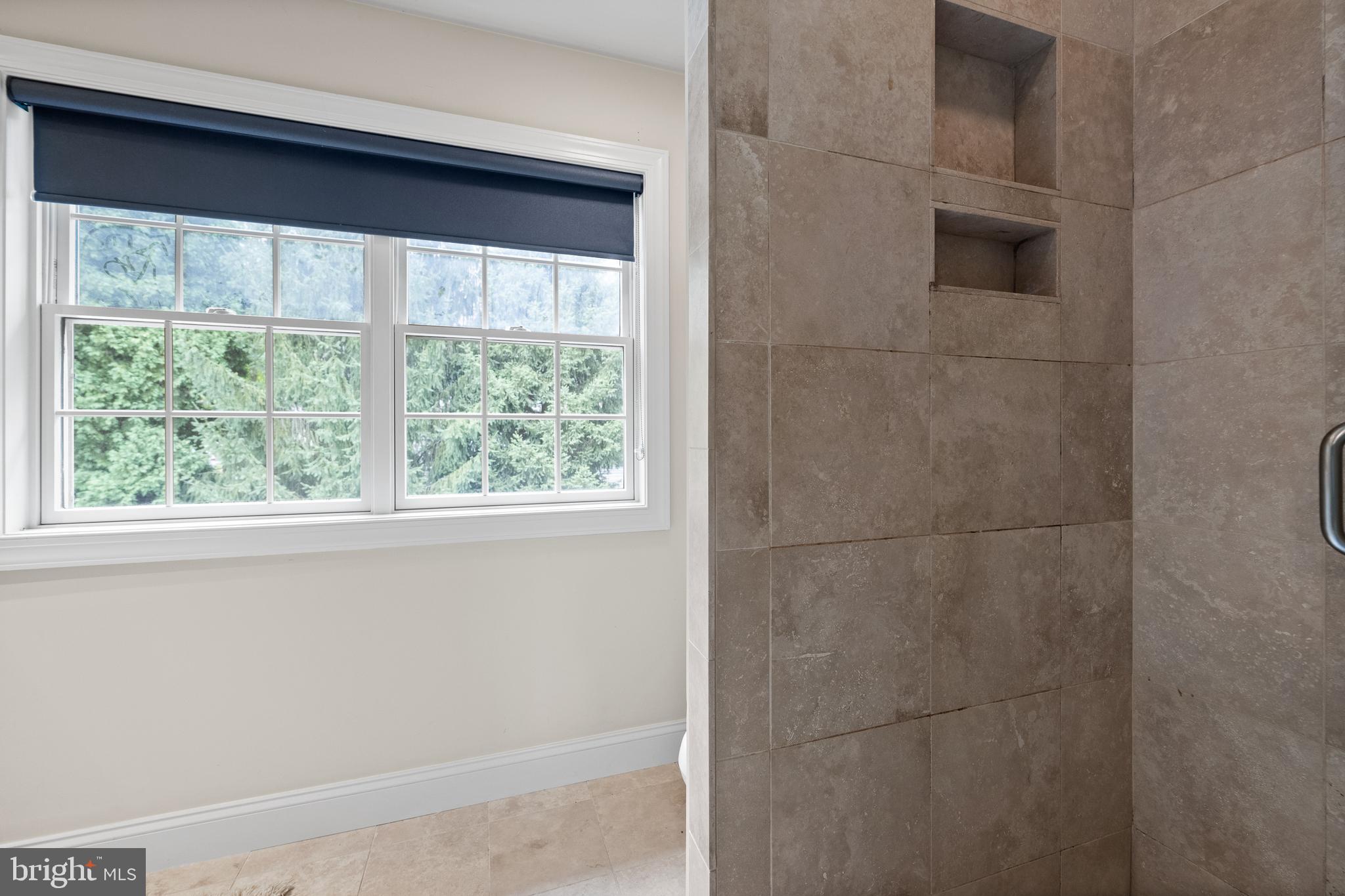 LEOPARD LAKES - Residential