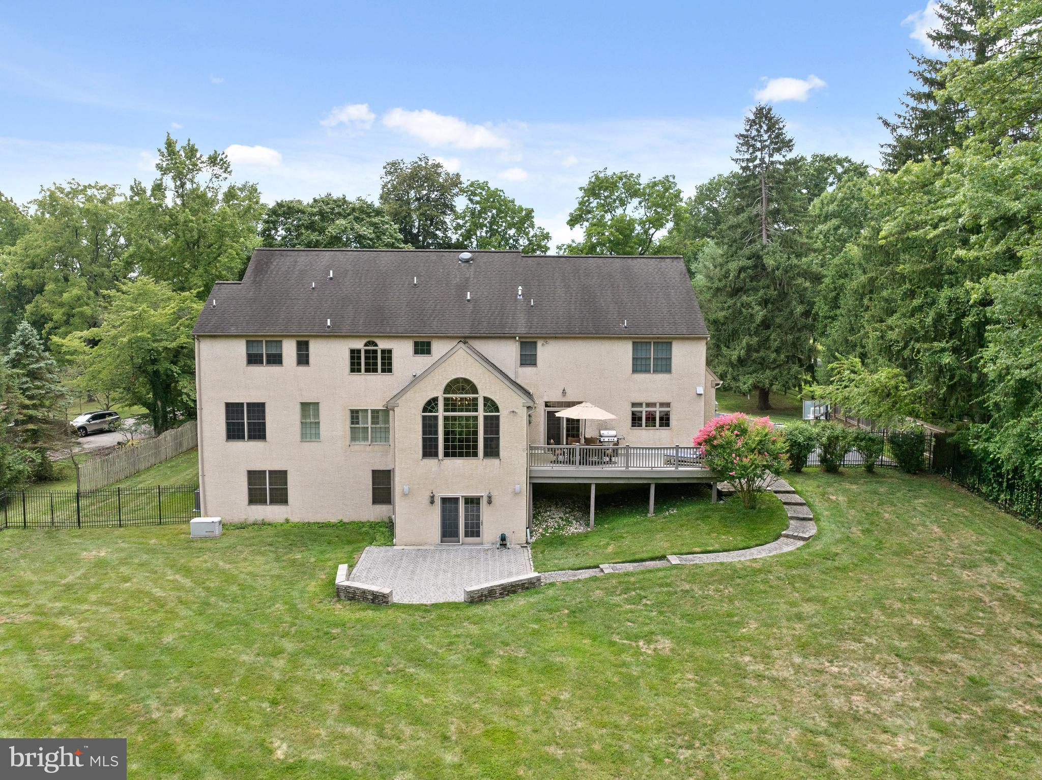 LEOPARD LAKES - Residential